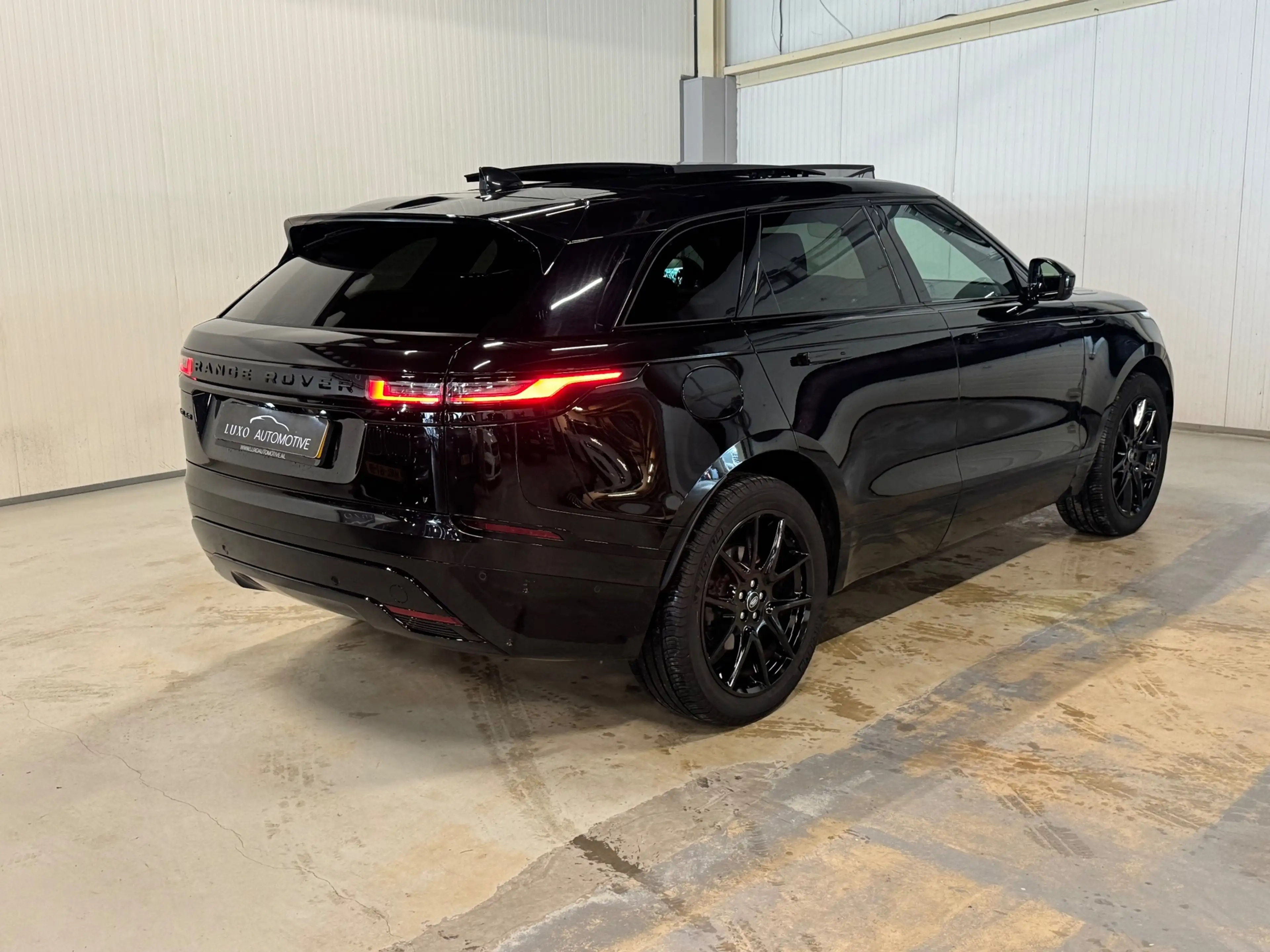 Land Rover Range Rover Velar 2.0 P400e R-Dynamic HSE | FACELIFT | PANO | 360 CA — photo 19