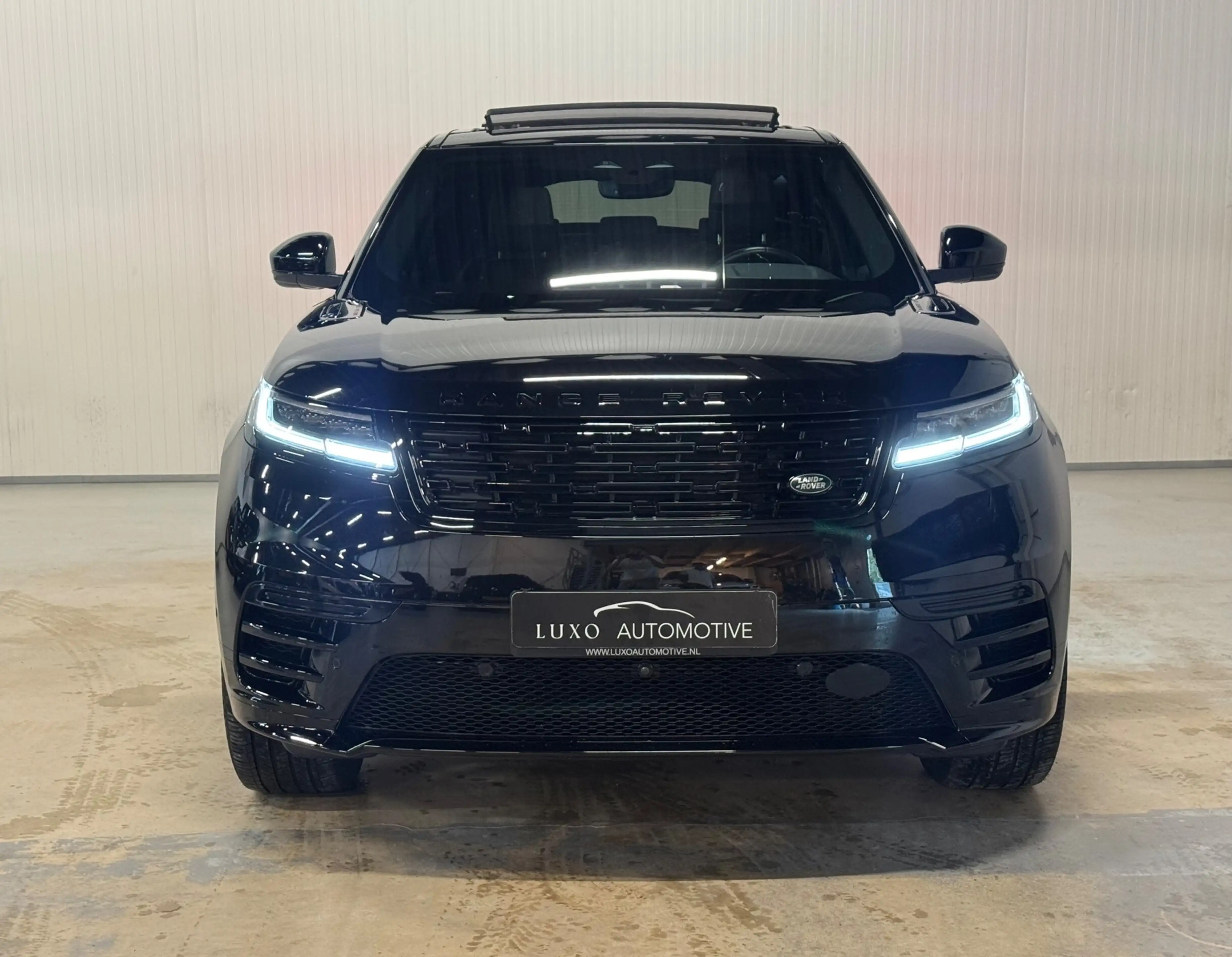 Land Rover Range Rover Velar 2.0 P400e R-Dynamic HSE | FACELIFT | PANO | 360 CA — photo 17
