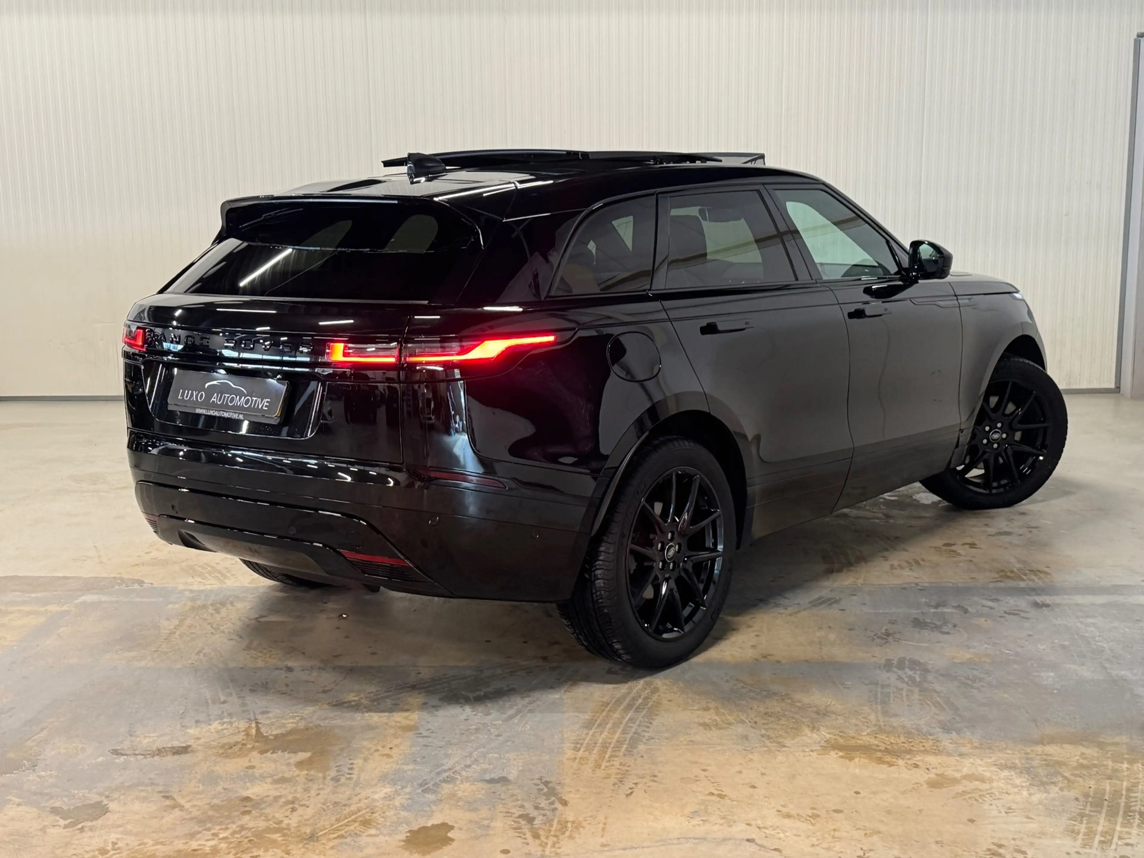 Land Rover Range Rover Velar 2.0 P400e R-Dynamic HSE | FACELIFT | PANO | 360 CA — photo 7