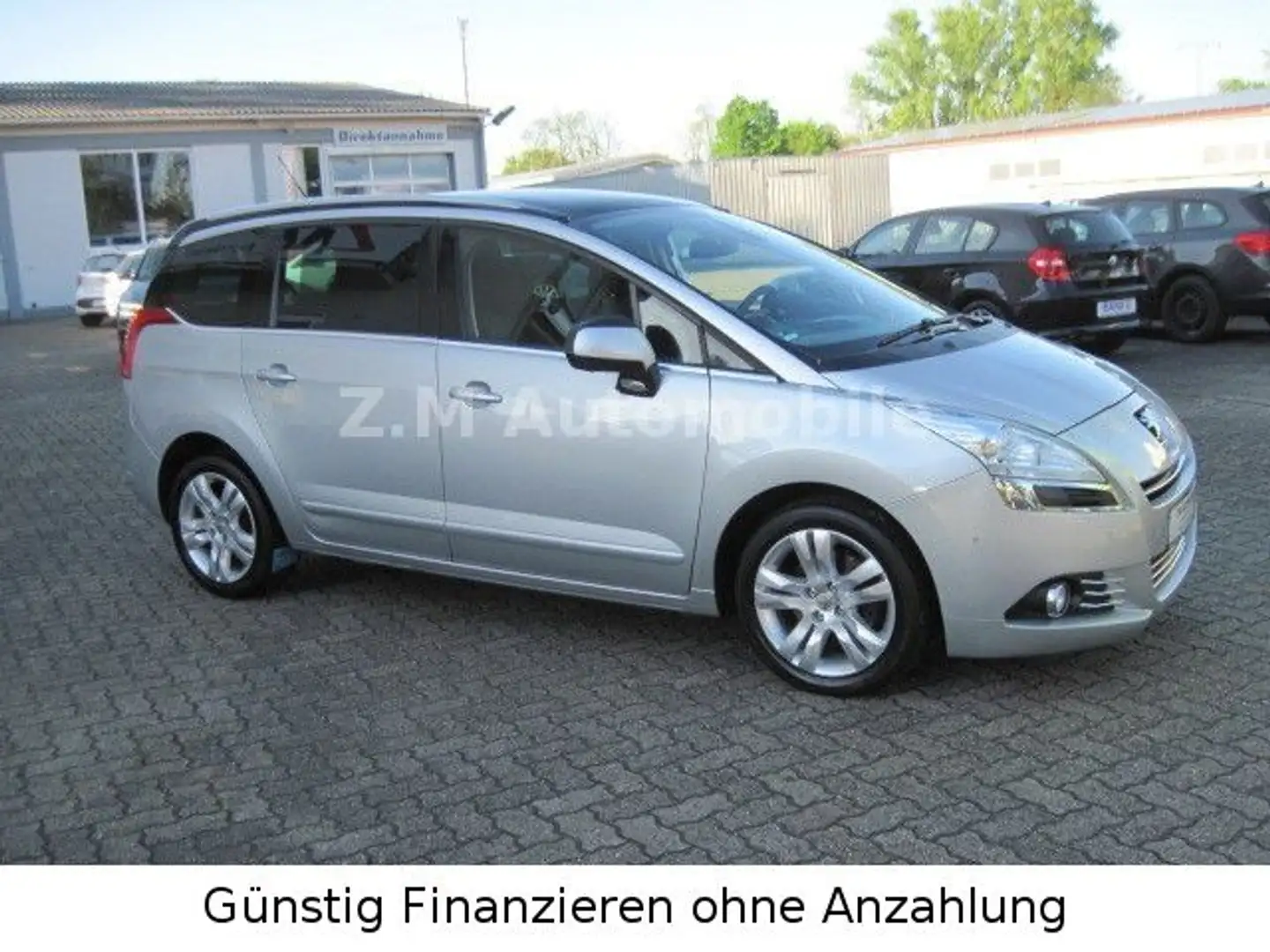 Peugeot 5008 Allure*Automatik*1.Hand*Sitzheiz.-*abne.AHK Grau - 2
