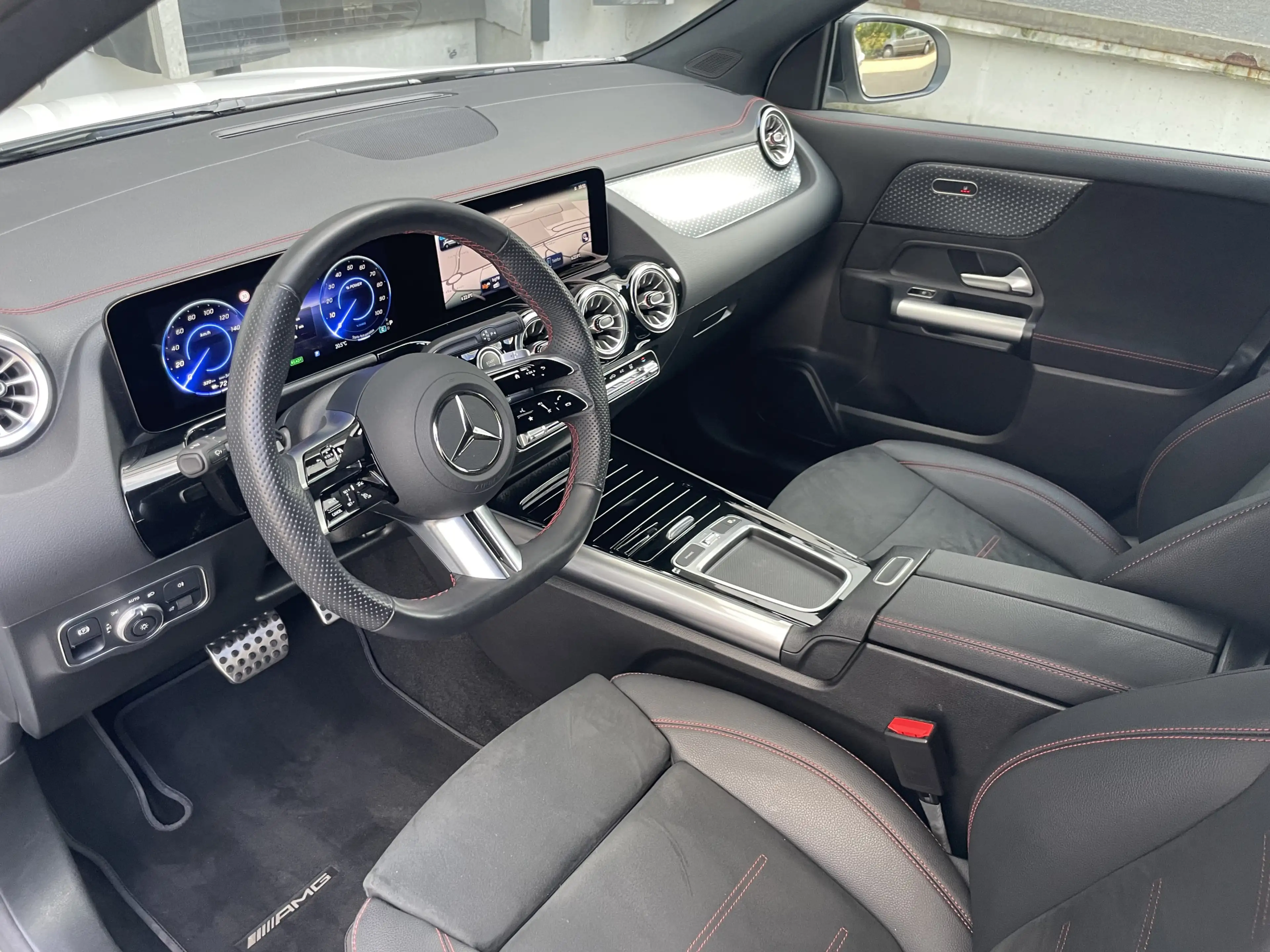 Mercedes-Benz EQA 250 AMG LED Night ACC MBUX Kamera Ambiente — photo 12