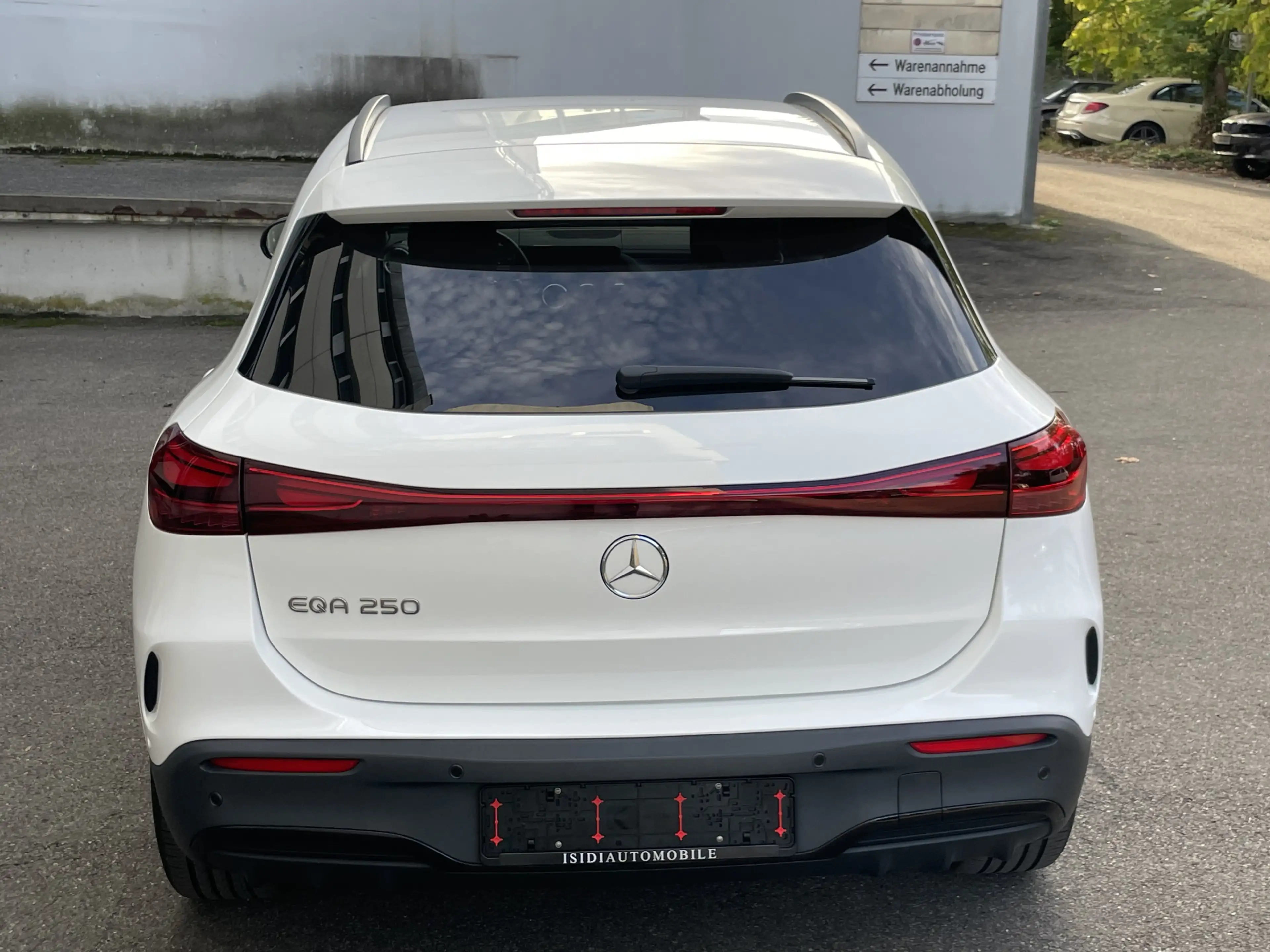 Mercedes-Benz EQA 250 AMG LED Night ACC MBUX Kamera Ambiente — photo 5