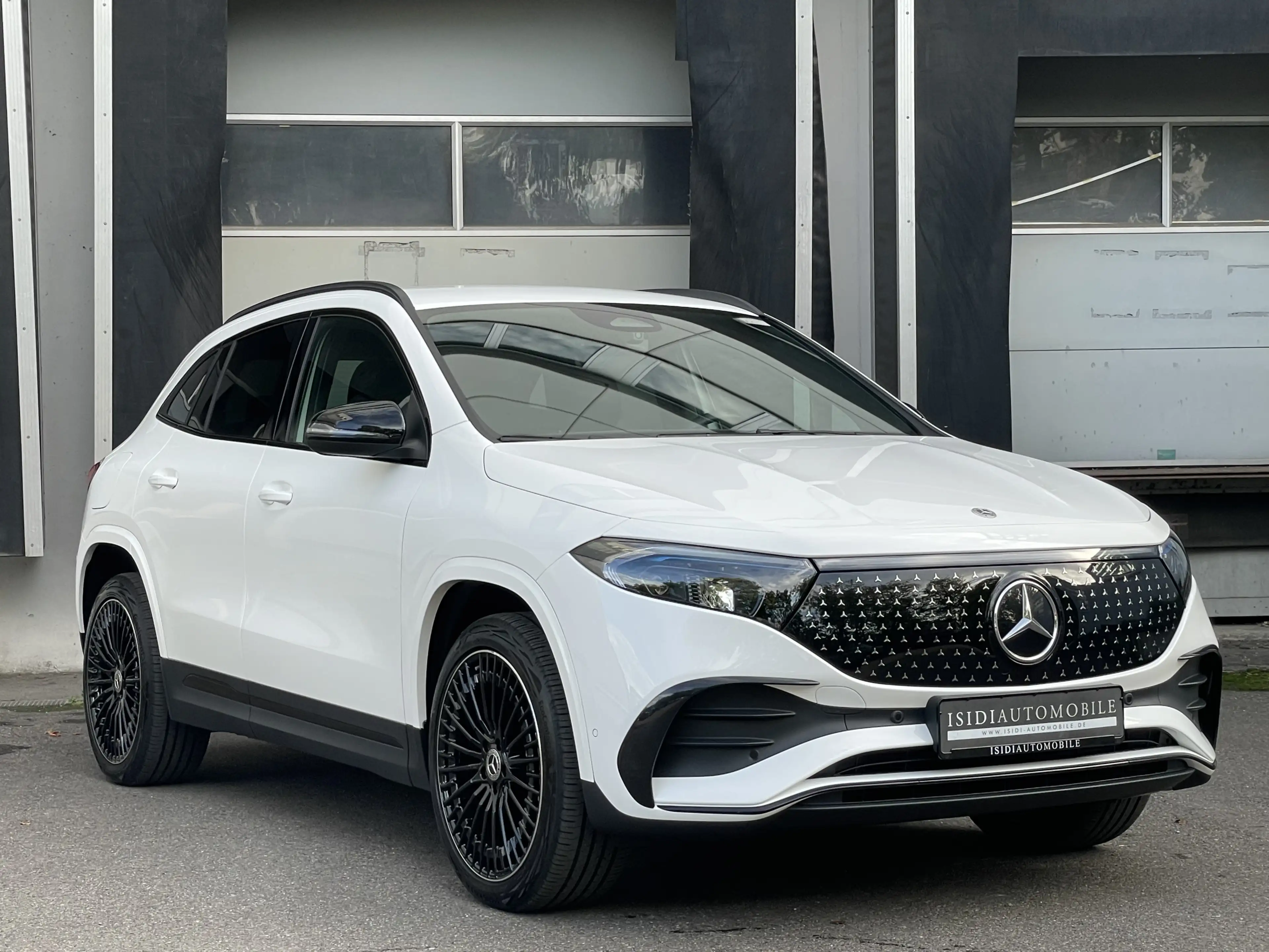 Mercedes-Benz EQA 250 AMG LED Night ACC MBUX Kamera Ambiente — photo 9