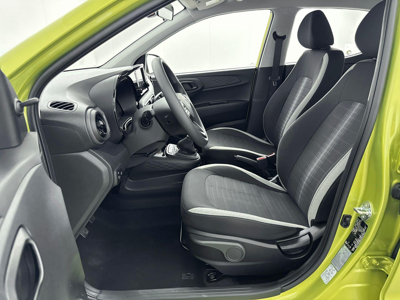 Hyundai i10 1.0 Comfort | Navigatie | Camera | Parkeersensoren — photo 10
