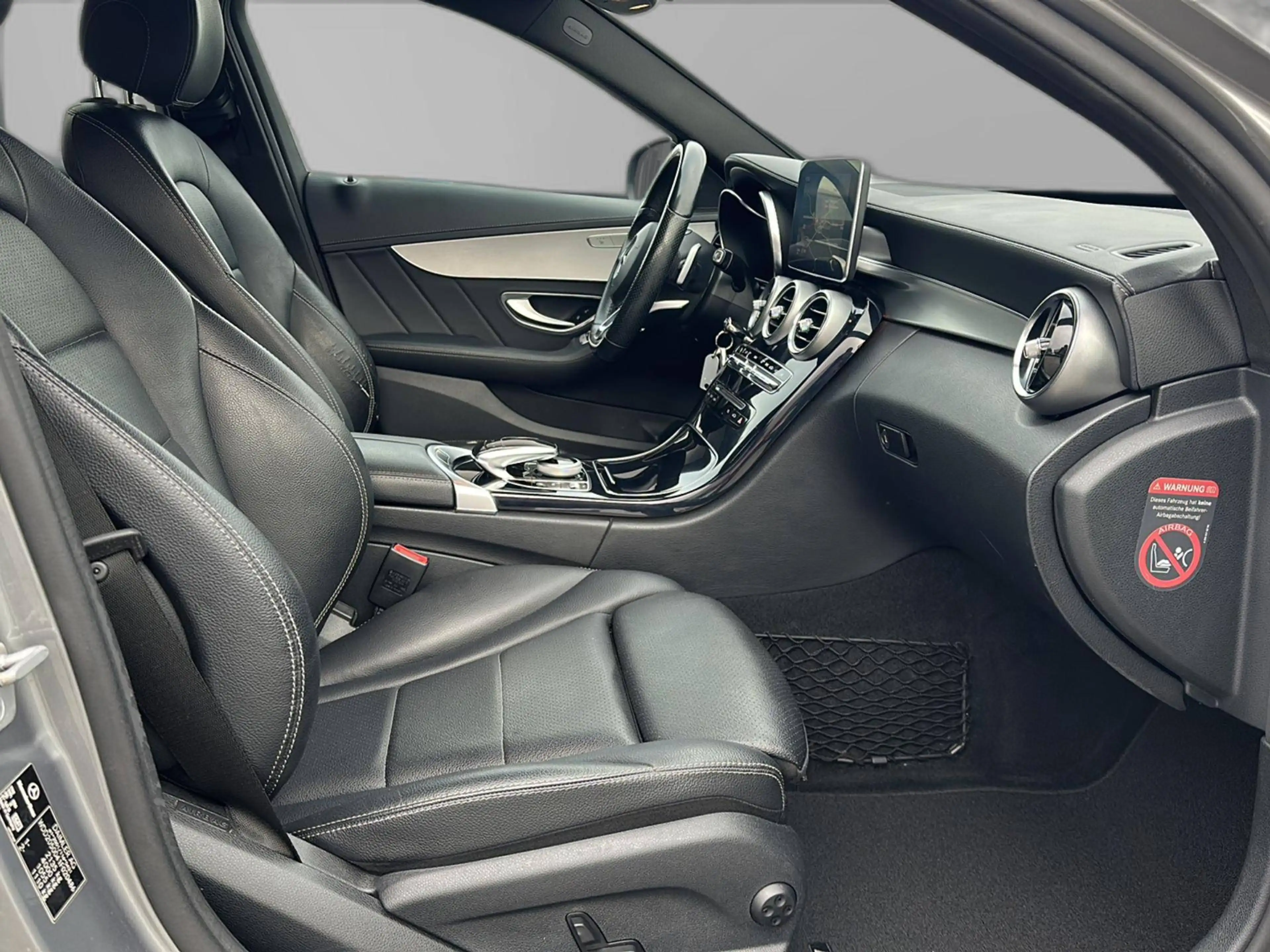 Mercedes-Benz C 220 Lim. *AMG*LED*LEDER*NAVI*TEMPOMAT*18°AMG* — photo 12