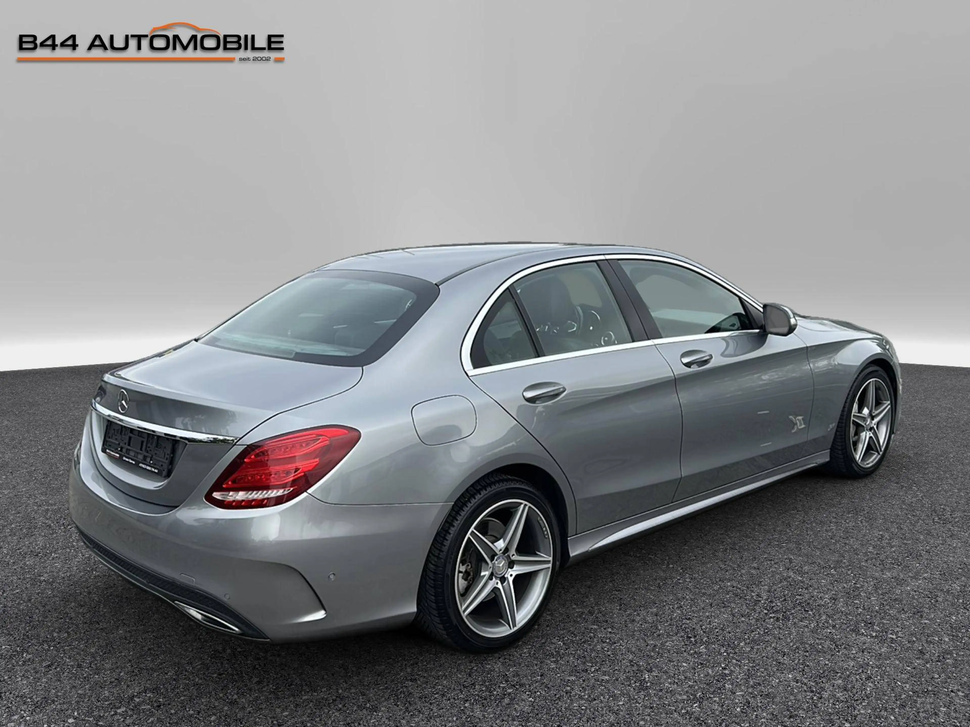 Mercedes-Benz C 220 Lim. *AMG*LED*LEDER*NAVI*TEMPOMAT*18°AMG* — photo 6