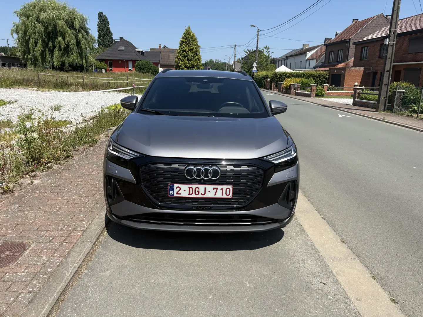 Audi Q4 e-tron 50 quattro s-line intérieur extérieur - 2