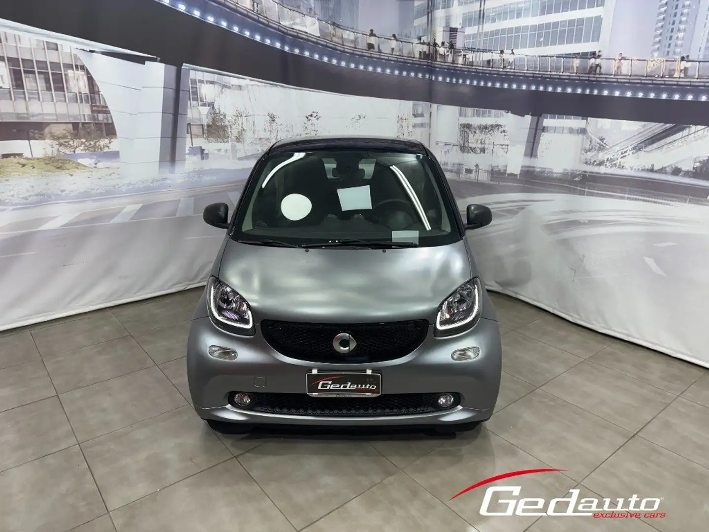 smart forTwo 90 0.9 Turbo Passion AUT. NAVI TETTO ANORAMA Grigio - 2