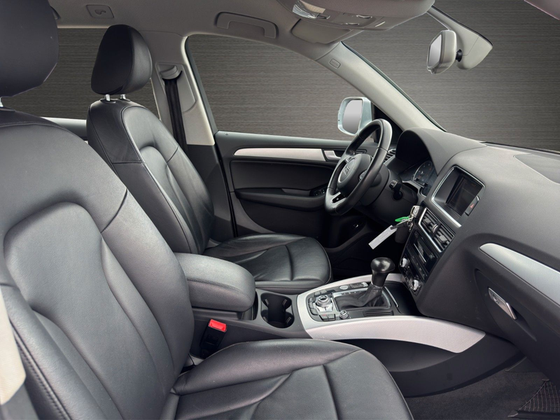 Audi Q5 2.0 TDI Quattro Automatik Xenon Leder SHZ PDC — photo 15