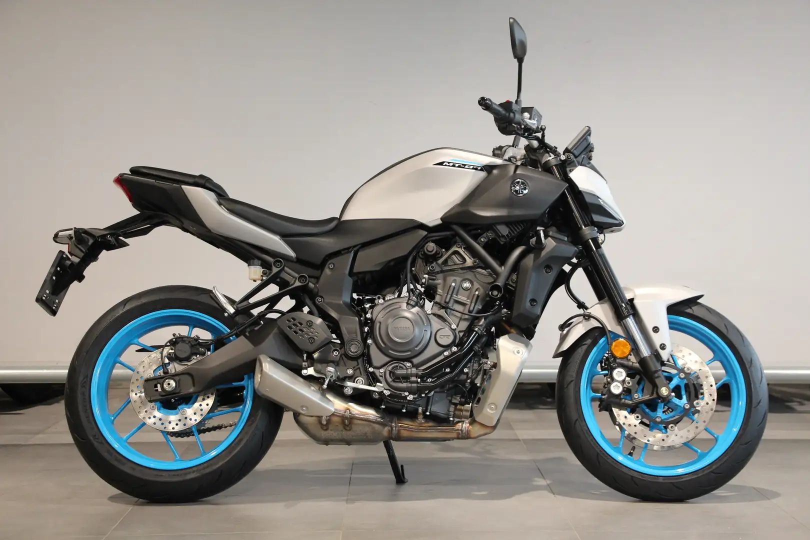 Yamaha MT-07 ABS Czarny - 1