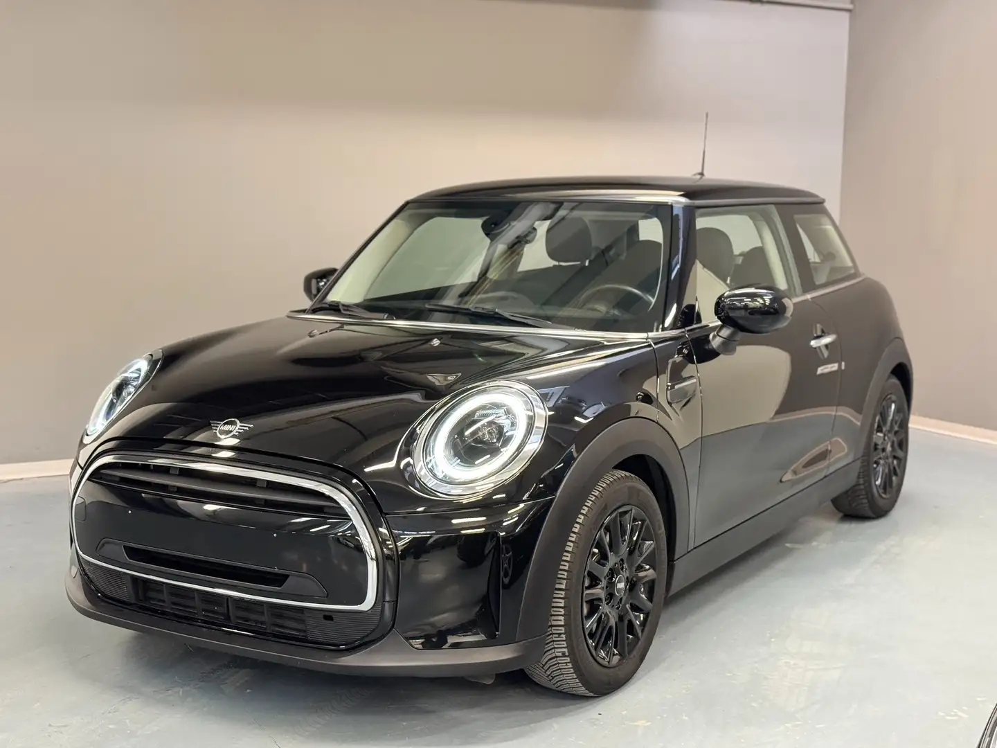 MINI One 3p 1.5 Essential 102cv Schwarz - 1