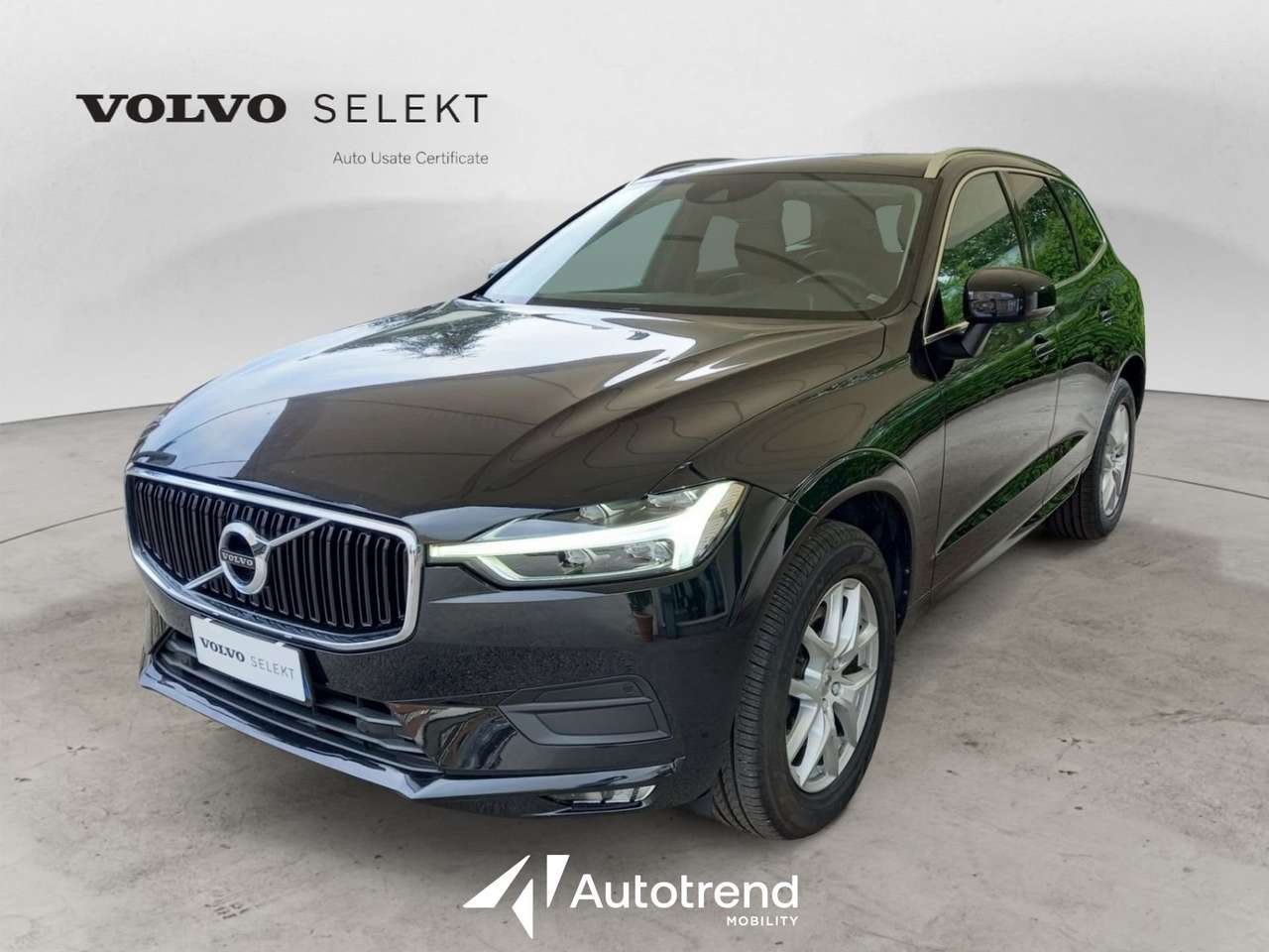 Volvo XC60 B4 197+14 CV AWD Automatica NAVI LED Momentum Pro