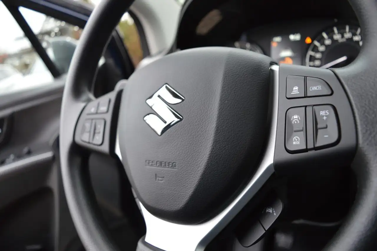 Suzuki S-Cross 1.4 Boosterjet Hybrid Edition *Navi+LED* 13