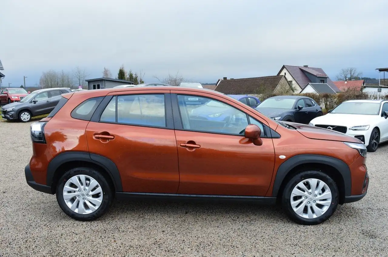 Suzuki S-Cross 1.4 Boosterjet Hybrid Edition *Navi+LED* 6