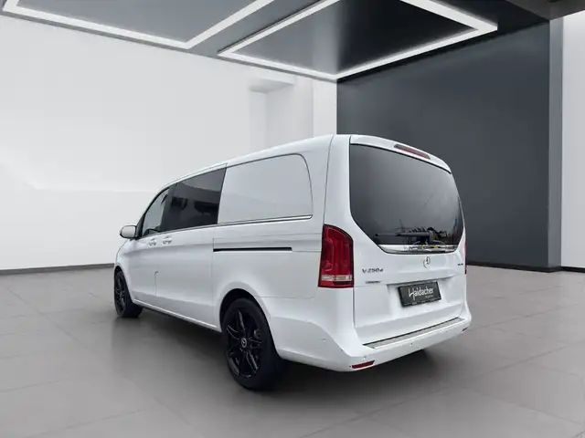 Mercedes-Benz V 250 d 4MATIC AVANTGARDE Lang AMG LED PTS Klima Ansicht 4