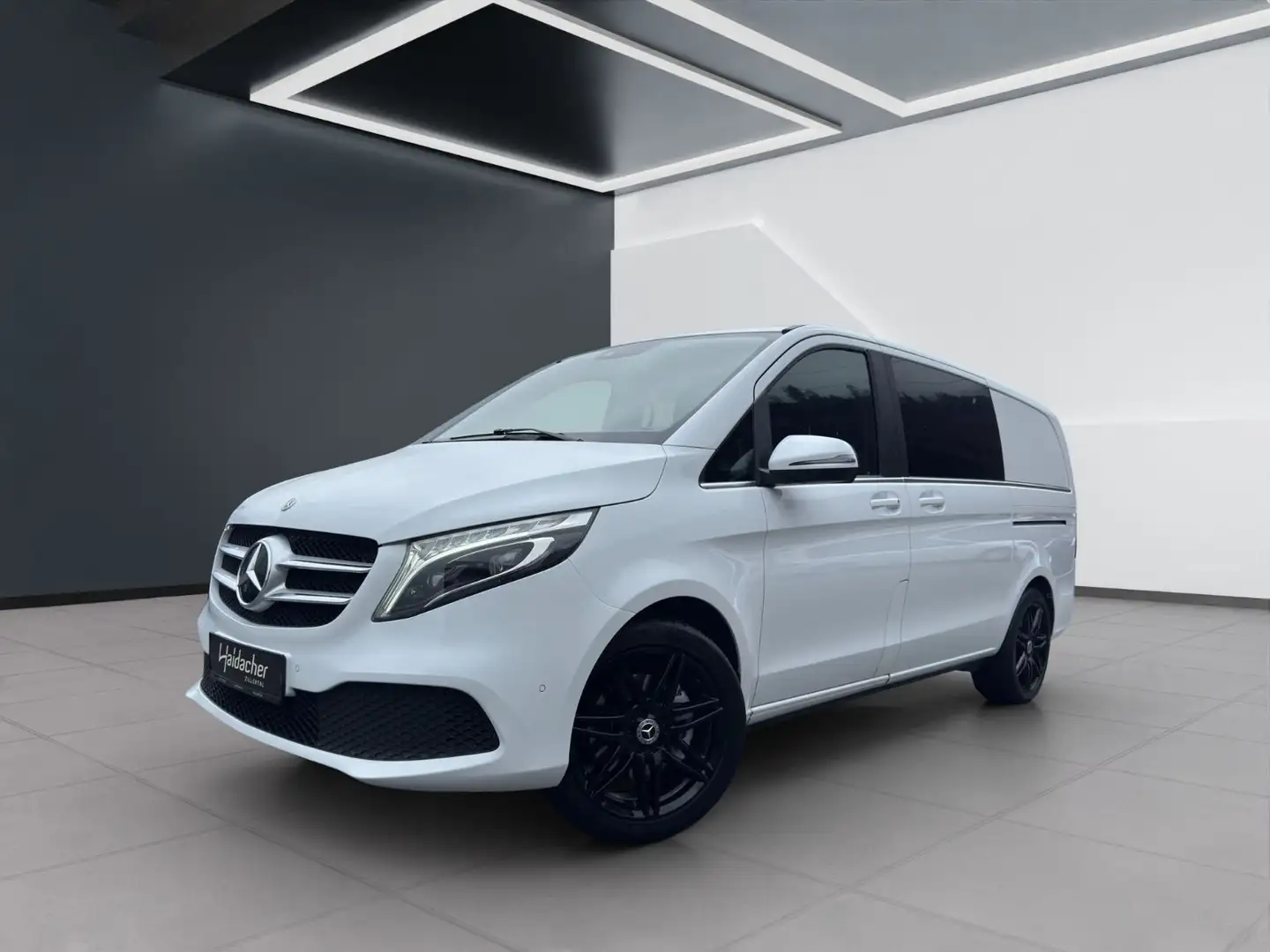 Mercedes-Benz V 250 d 4MATIC AVANTGARDE Lang AMG LED PTS Klima Weiß - 1