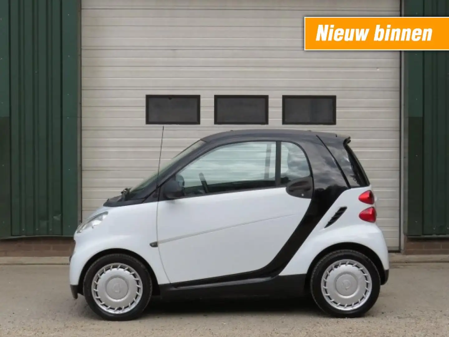 smart forTwo 1.0 MHD BASE AUTOMAAT Wit - 1