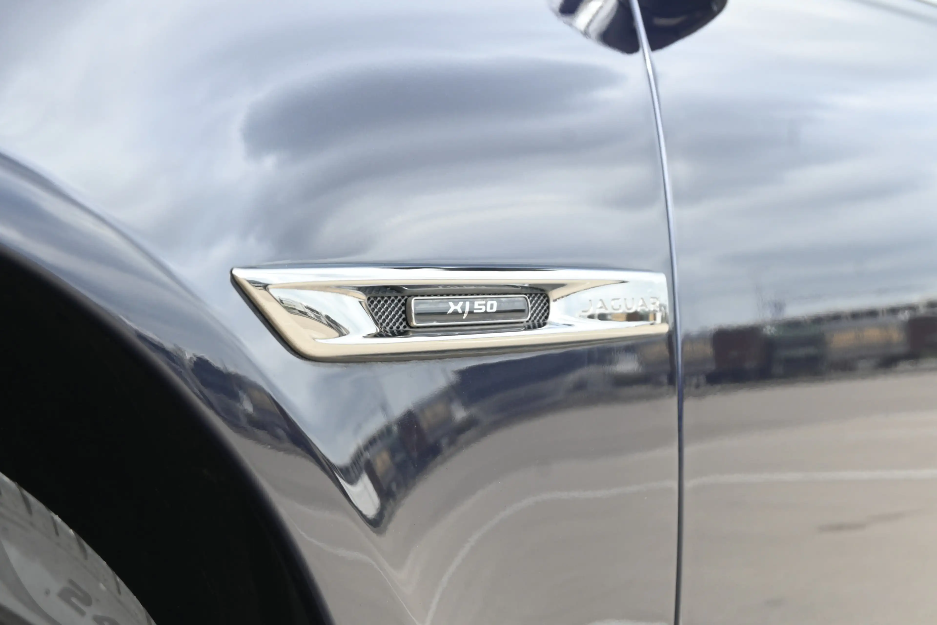 Jaguar XJ 3.0 D 50 — photo 14