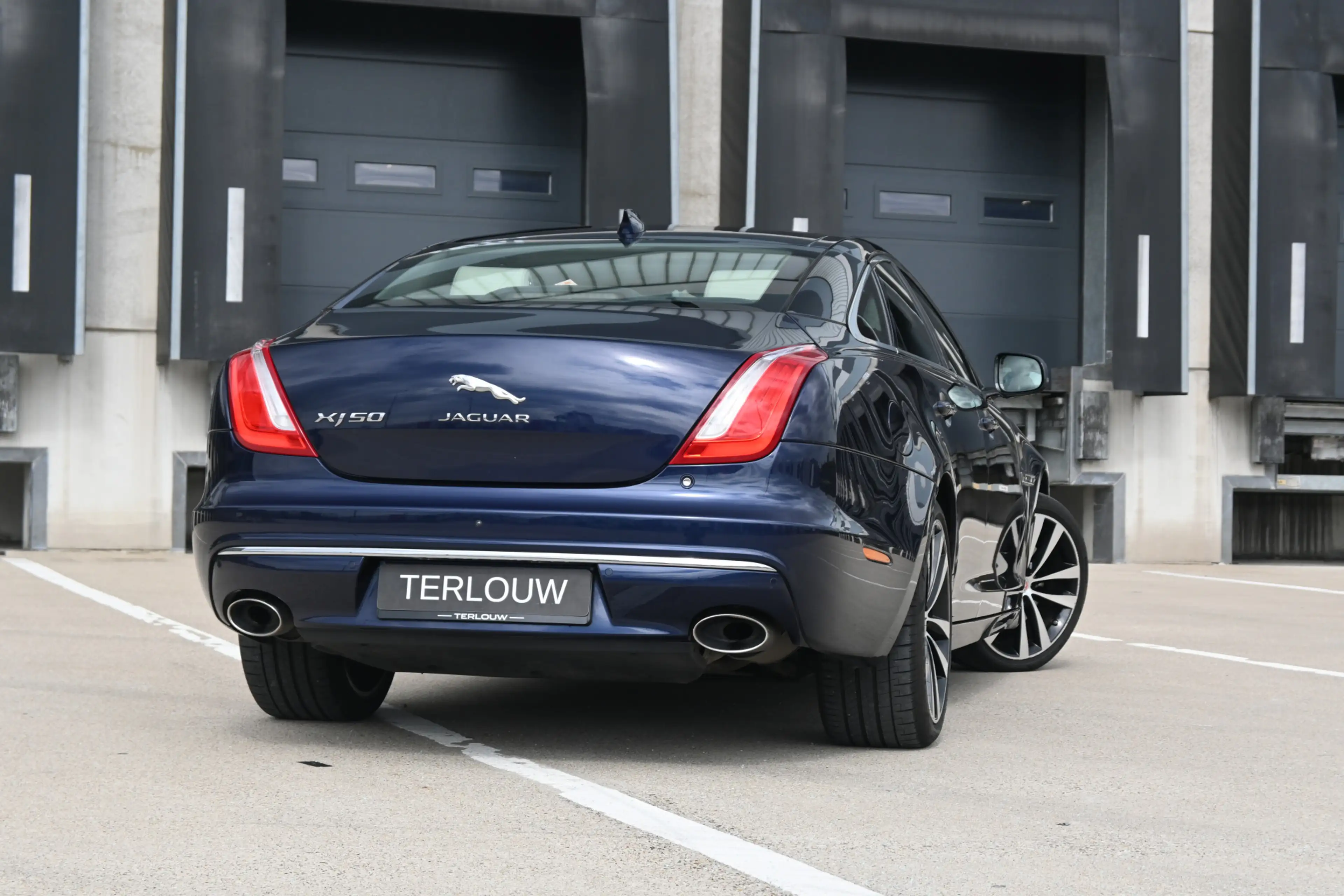Jaguar XJ 3.0 D 50 — photo 3