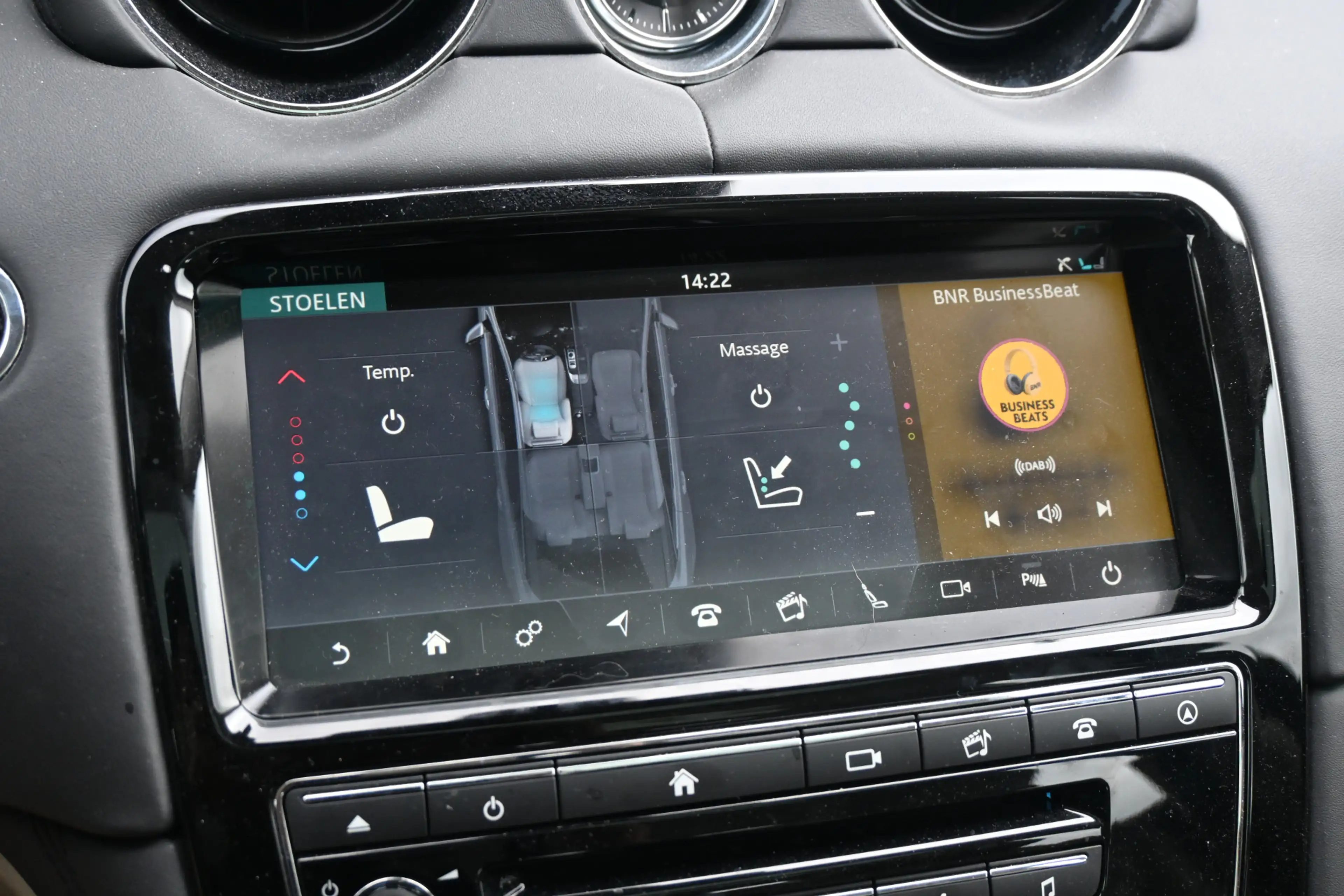 Jaguar XJ 3.0 D 50 — photo 26