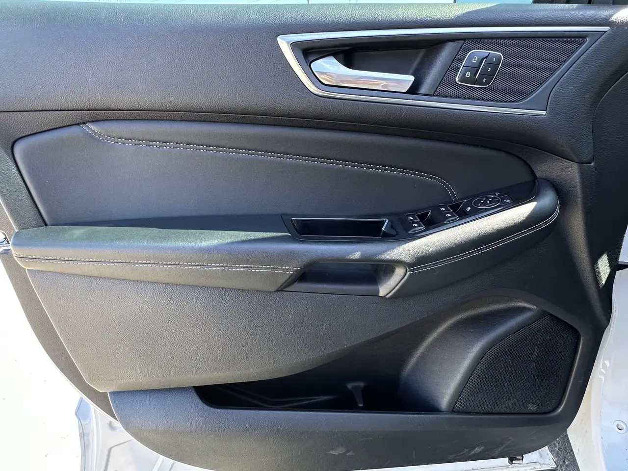 Ford Edge photo Ford Edge