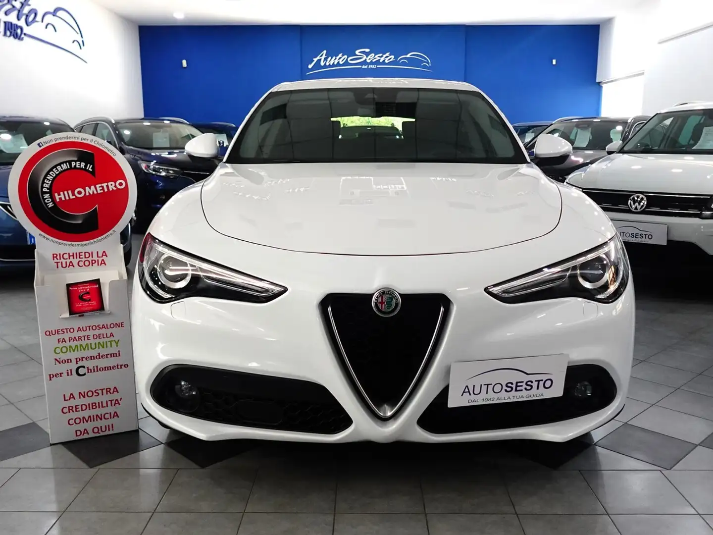 Alfa Romeo Stelvio 2.2 MJT 190 CV AT8 Q4 BUSINESS Weiß - 1