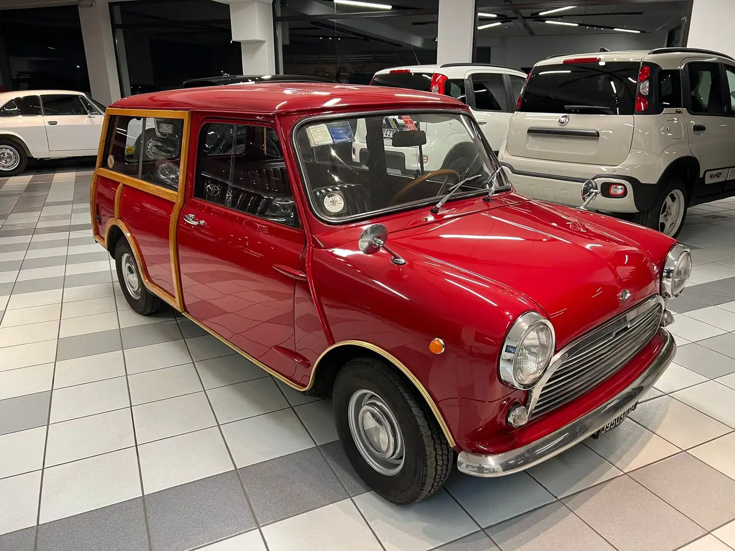 Innocenti Mini T TRAVELLER Rojo - 1