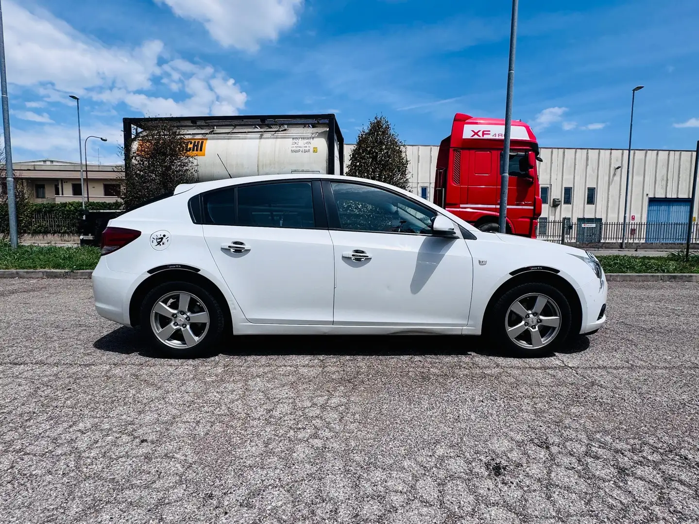 Chevrolet Cruze Cruze Hatchback 1.8 LT Gpl 141cv White - 1