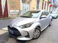 Toyota Yaris 1.5 Hybrid Active solo 7.800 km !! Silber - thumbnail 1