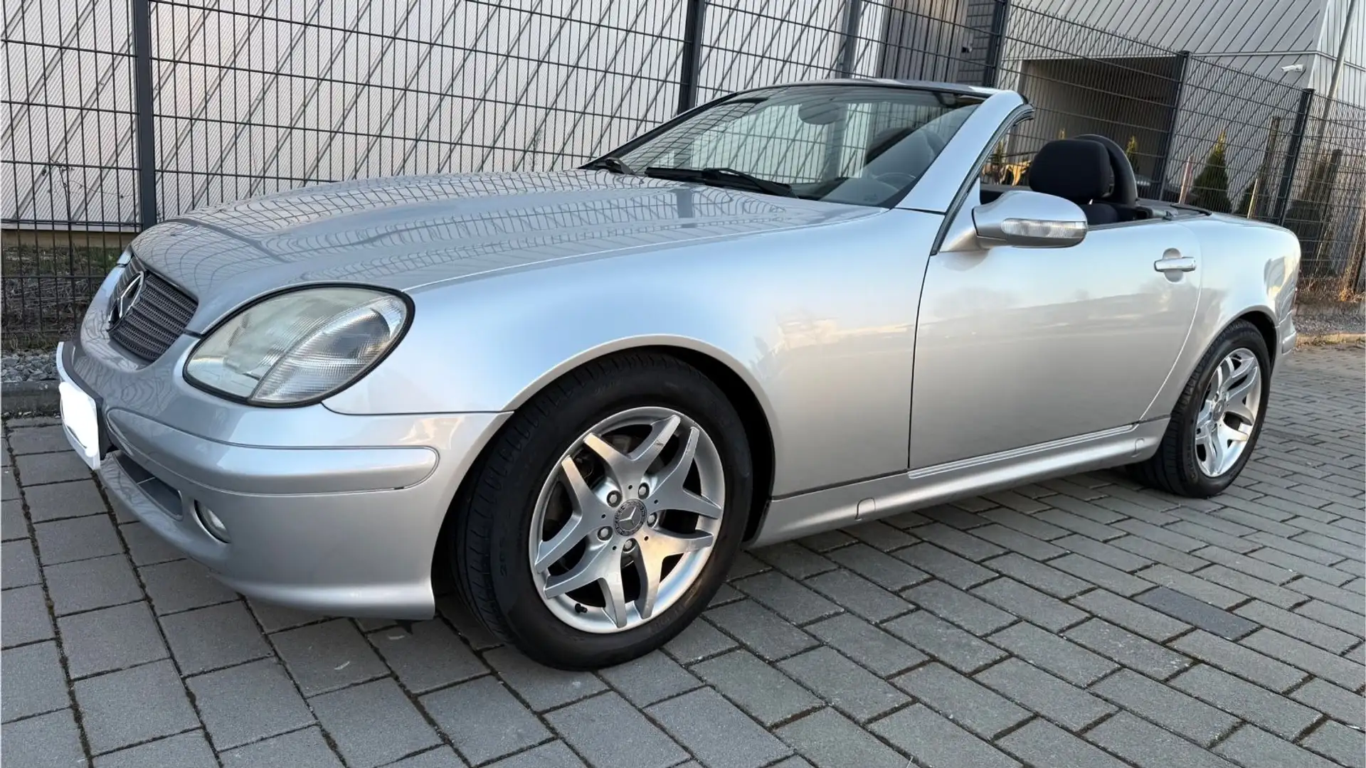 Mercedes-Benz SLK 200 KOMPRESSOR CABRIO AUTOMATIK TÜV,KLIMA Grau - 2