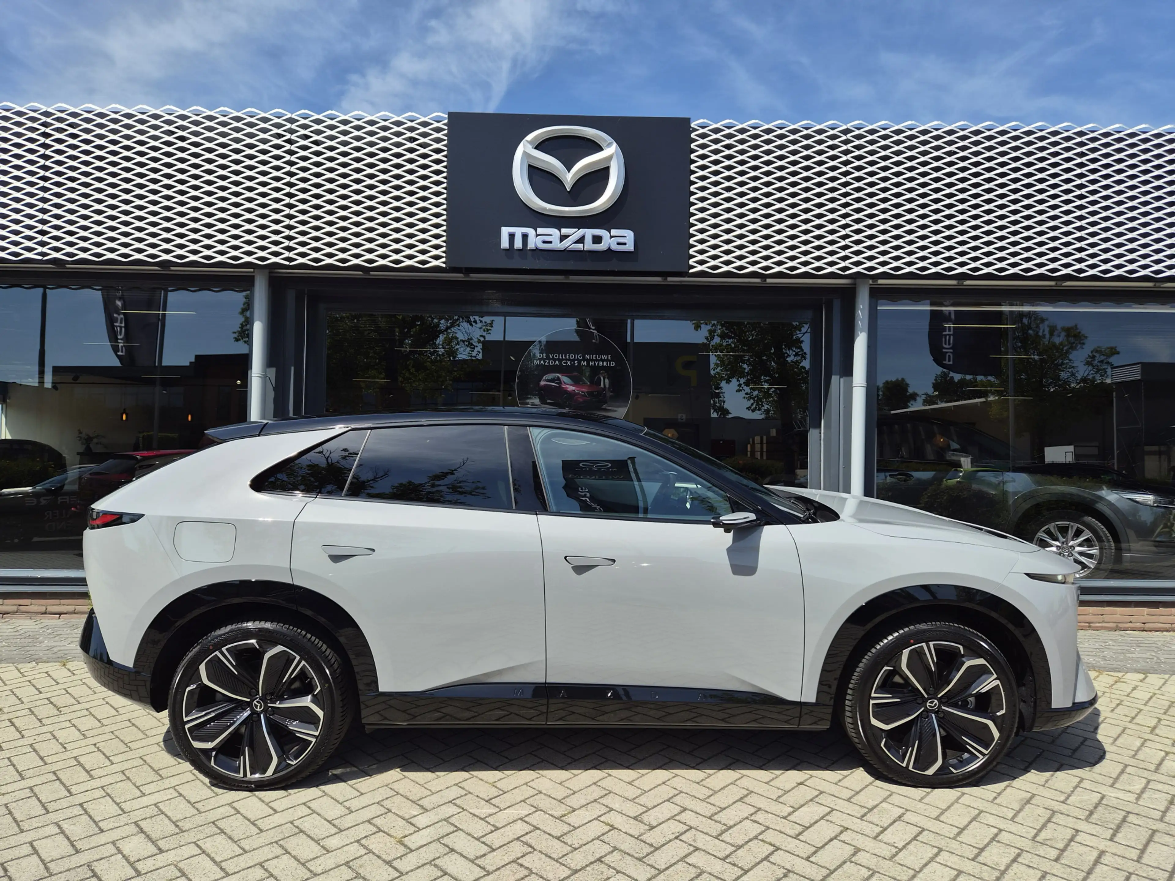 Mazda CX-6e Takumi Plus 78 kWh NAVI | RONDOMZICHT CAMERA | 21 — photo 4