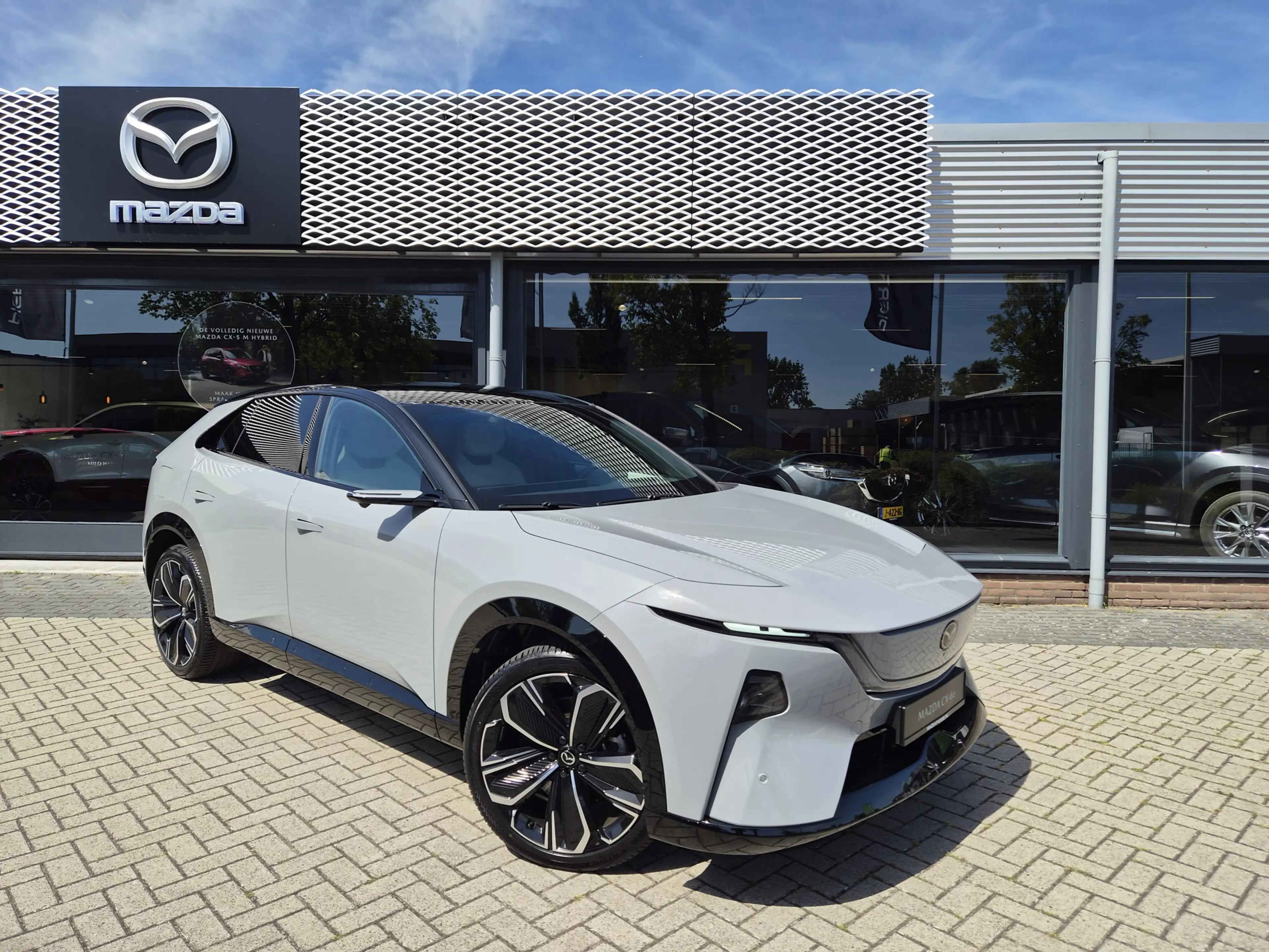 Mazda CX-6e Takumi Plus 78 kWh NAVI | RONDOMZICHT CAMERA | 21 — photo 2