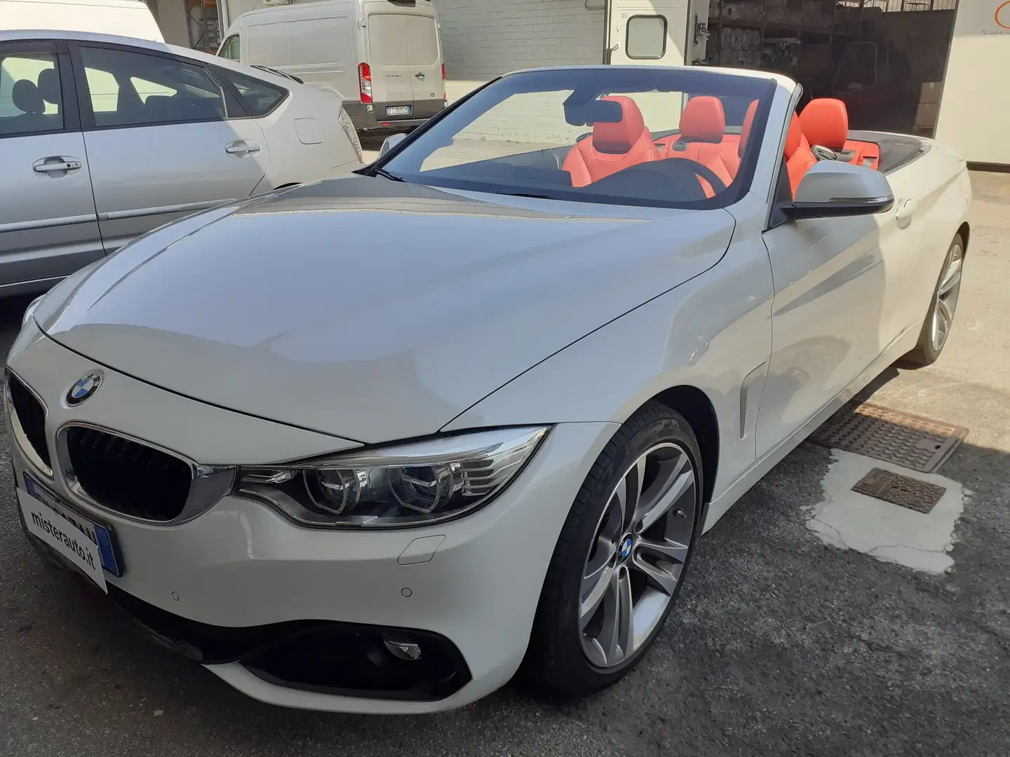 BMW 420 420d Cabrio Sport 184cv auto Bianco - 2