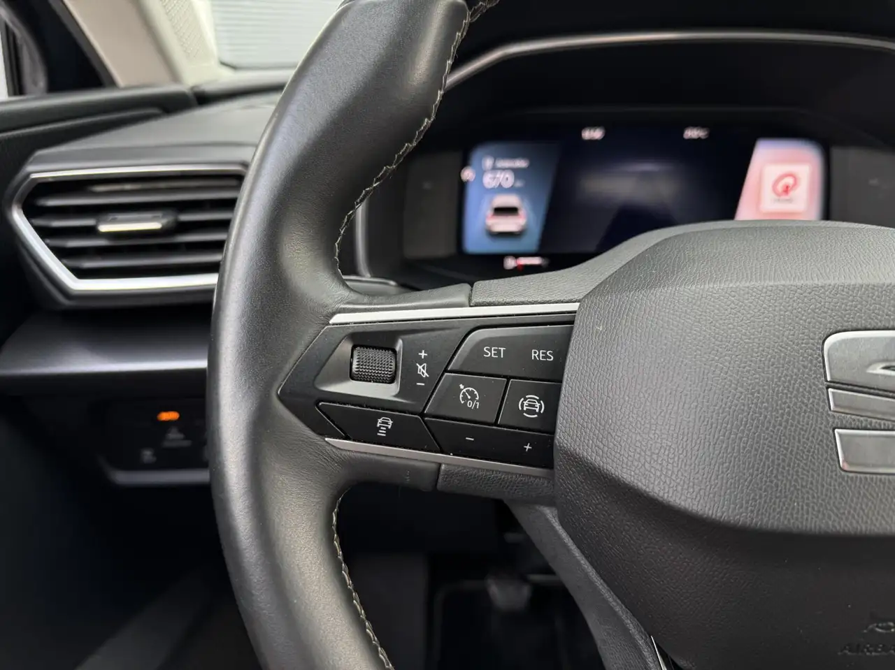 SEAT Leon 1.0 TSI Style Business Intense Digital dashboard, миниатюра 10