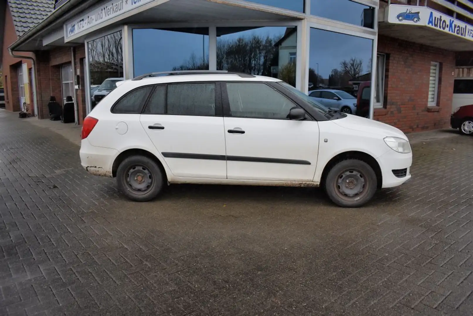 Skoda Fabia 1.6 TDI DPF Combi Active el. Spiegel AHK ZV+FB R/C Blanc - 2