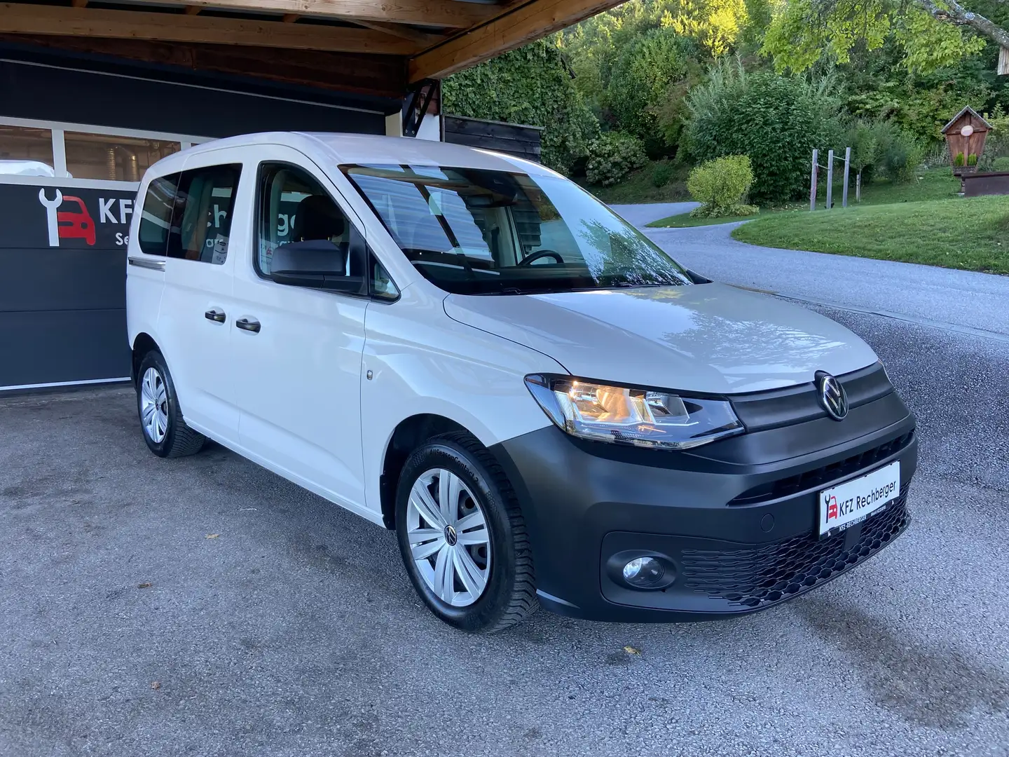 Volkswagen Caddy Kombi SITZHEIZUNG KLIMKA NAVI APP MULTI KLAPPE Blanc - 1