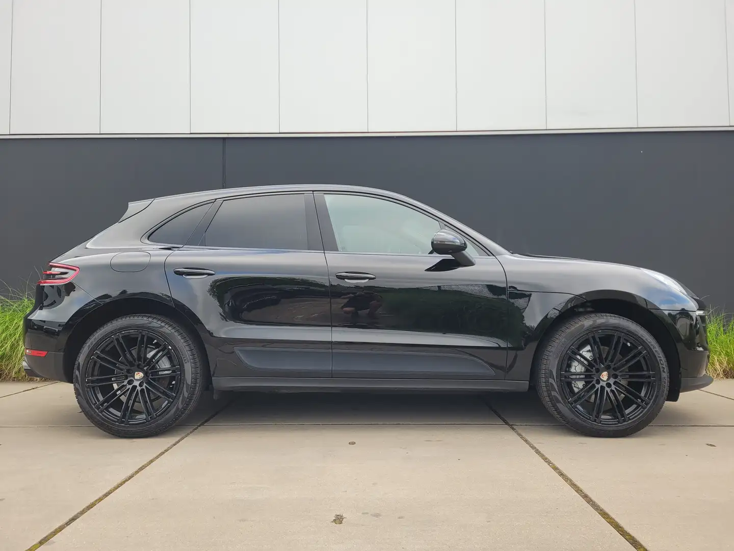 Porsche Macan S 3.0 V6 Bi-Turbo PDK*BOSE*MEMORY*PASM*20"ALU*PTS* Noir - 2