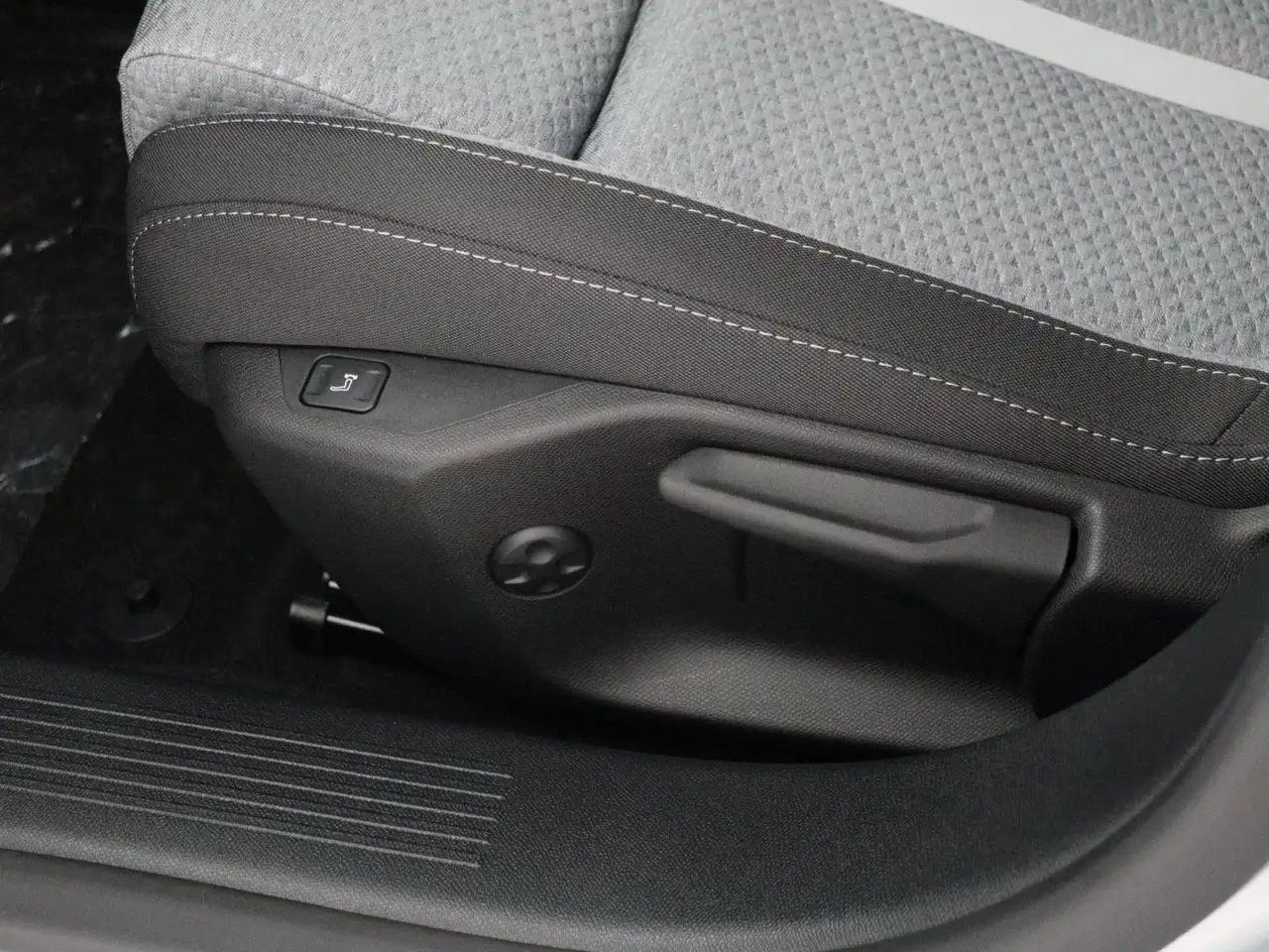 Opel Astra Sports Tourer Edition AHK Navigation LED S, миниатюра 12
