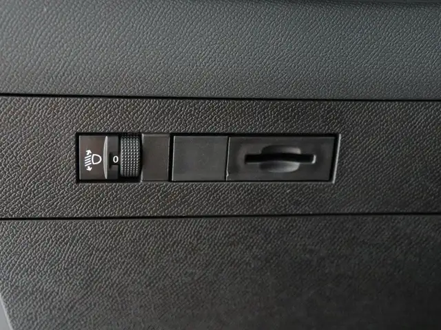 Opel Astra view 13