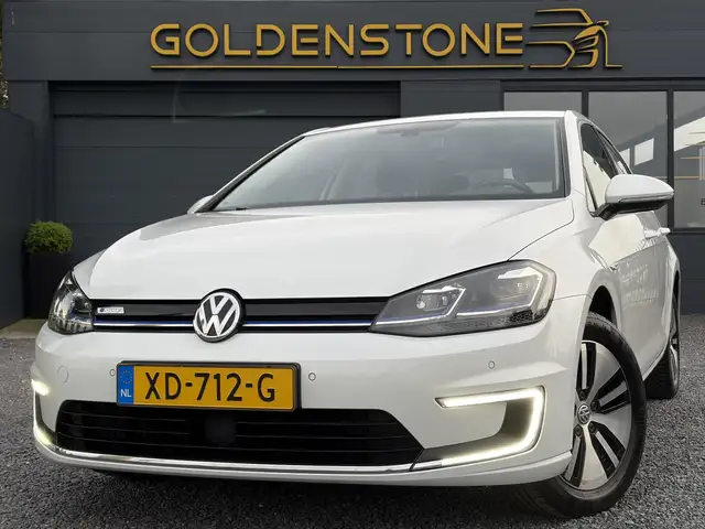 Volkswagen e-Golf e-Golf ✓SOH 85,18 %✓2e Eigenaar✓Carplay✓Navi✓Clima