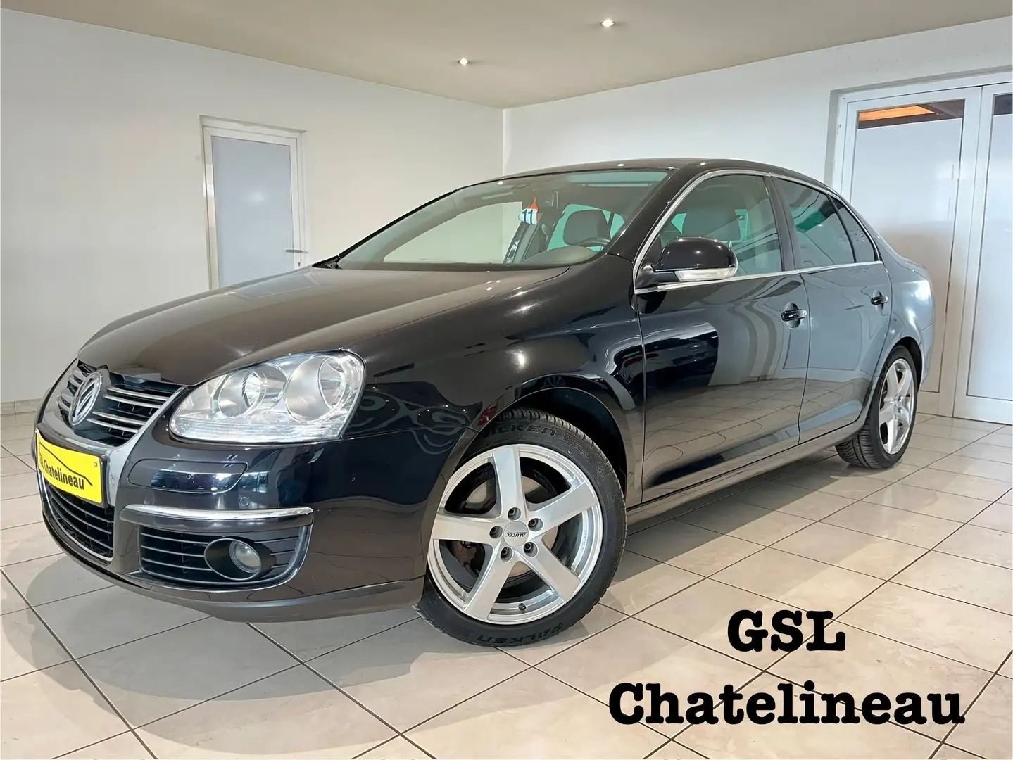 Volkswagen Jetta 1.9TDi 105cv Euro6 Noir Airco/Cruise/Carplay Noir - 1