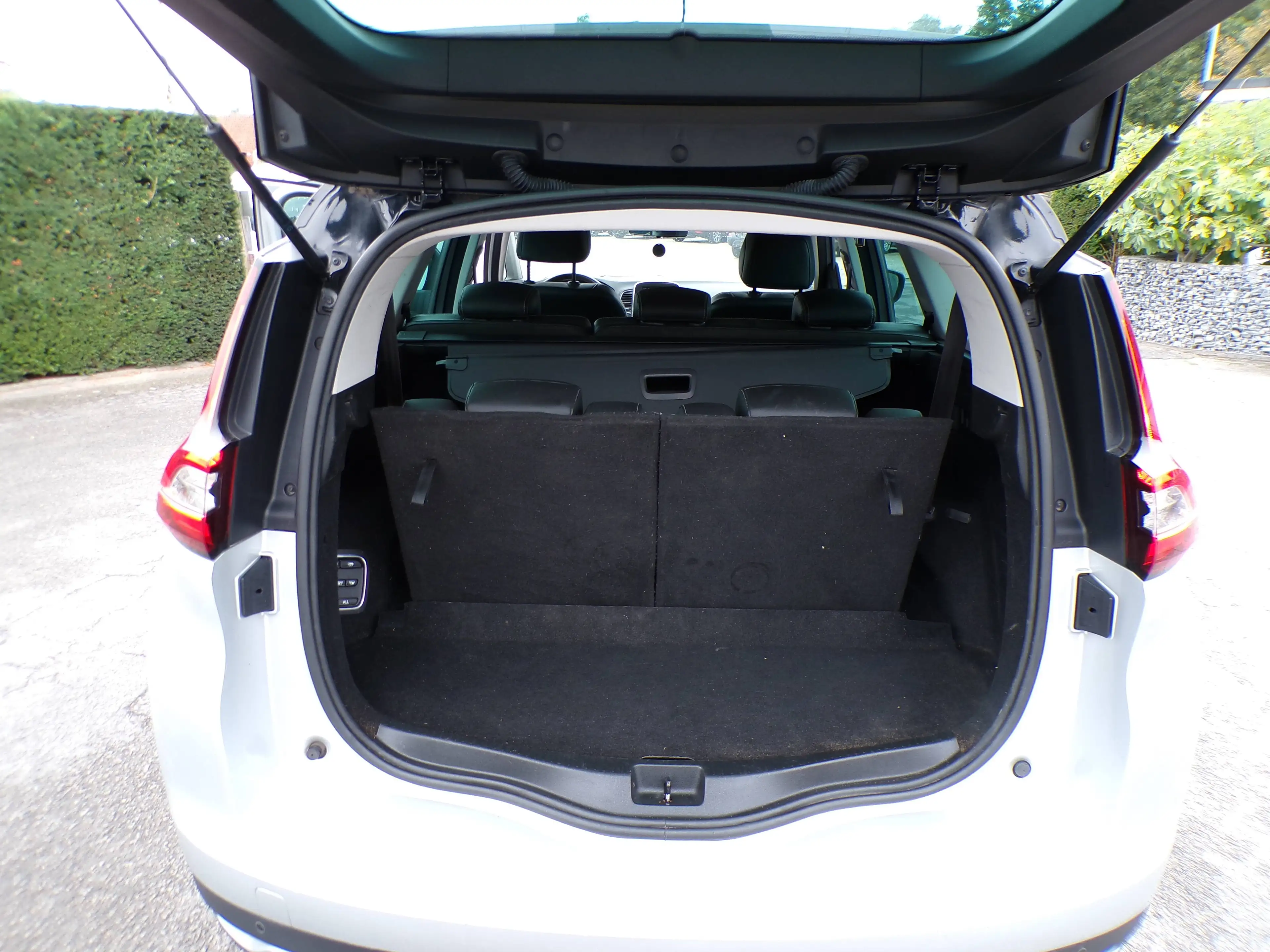 Renault Grand Scenic Grand Scénic 1.33 TCe Navi/Camera/7-Zitplaatsen/Garantie/161.000km — photo 7
