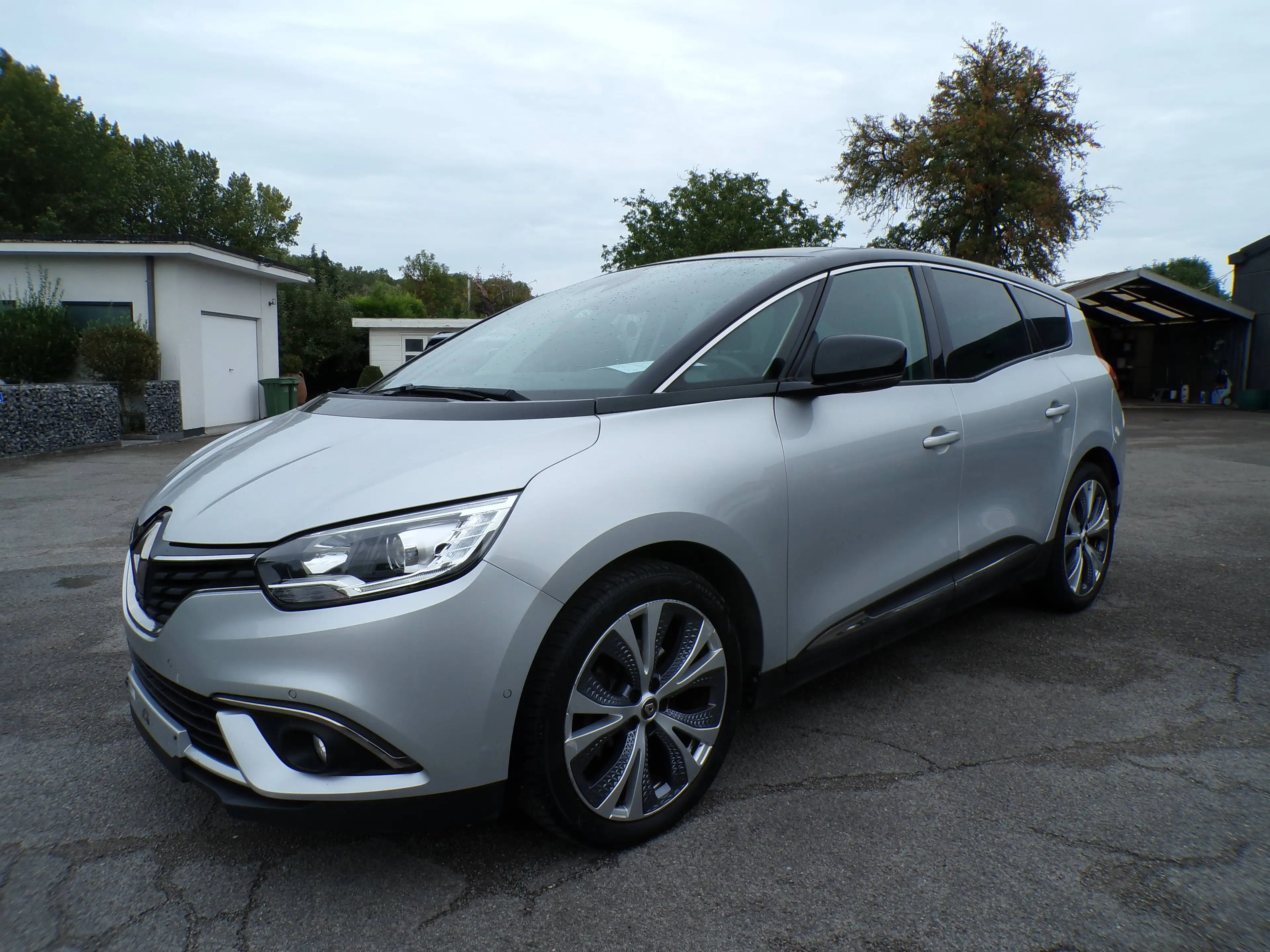 Renault Grand Scenic Grand Scénic 1.33 TCe Navi/Camera/7-Zitplaatsen/Garantie/161.000km