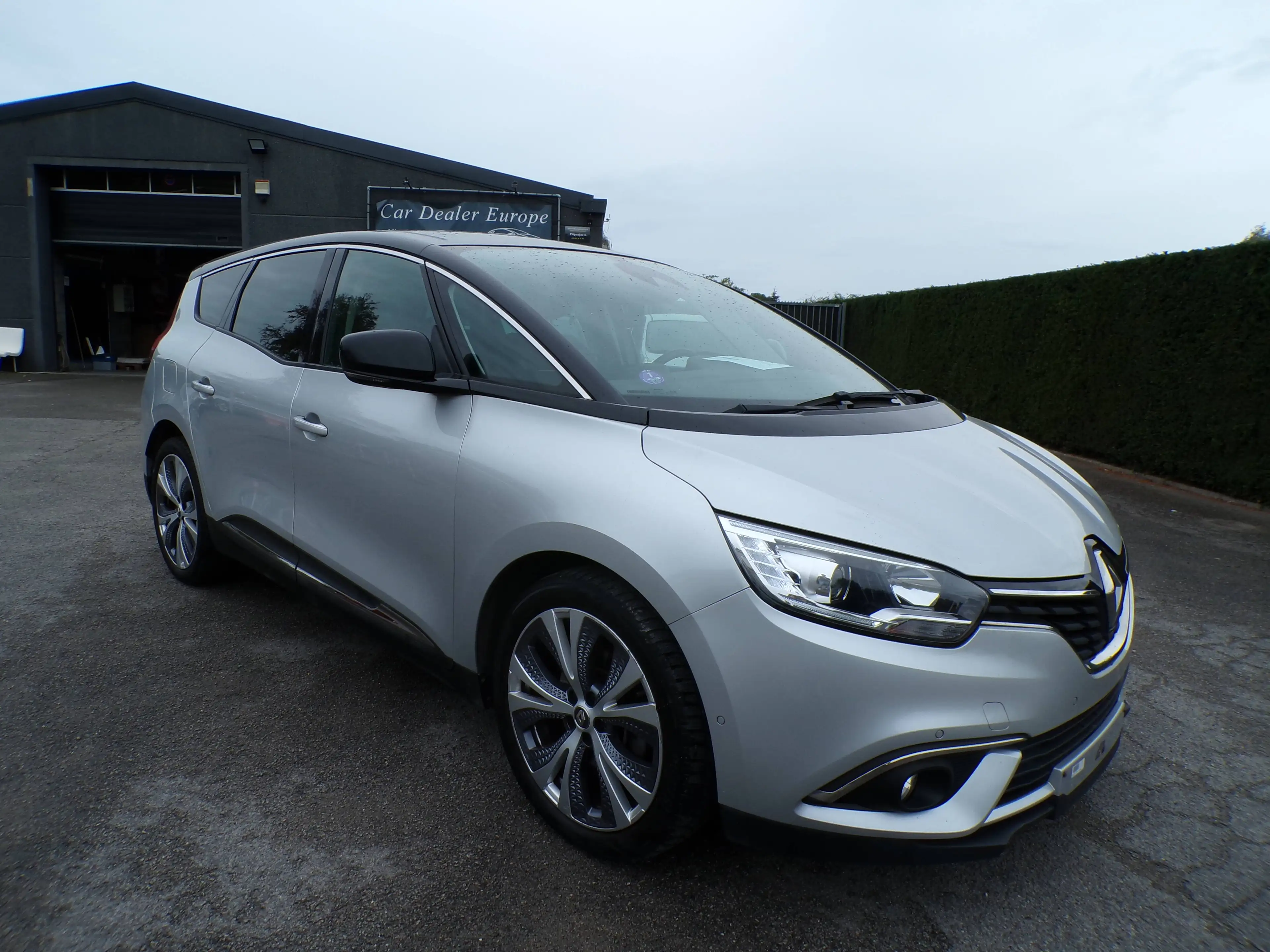 Renault Grand Scenic Grand Scénic 1.33 TCe Navi/Camera/7-Zitplaatsen/Garantie/161.000km — photo 2