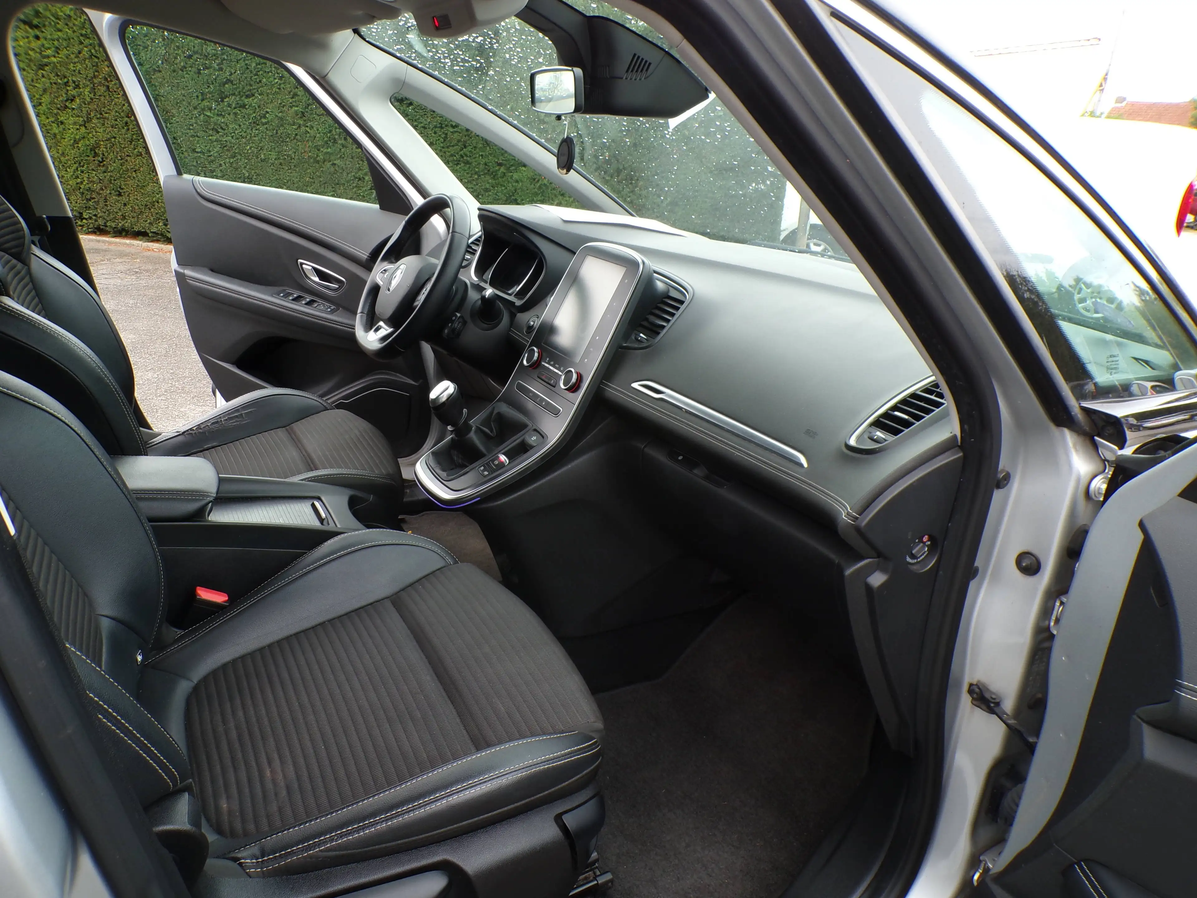 Renault Grand Scenic Grand Scénic 1.33 TCe Navi/Camera/7-Zitplaatsen/Garantie/161.000km — photo 9