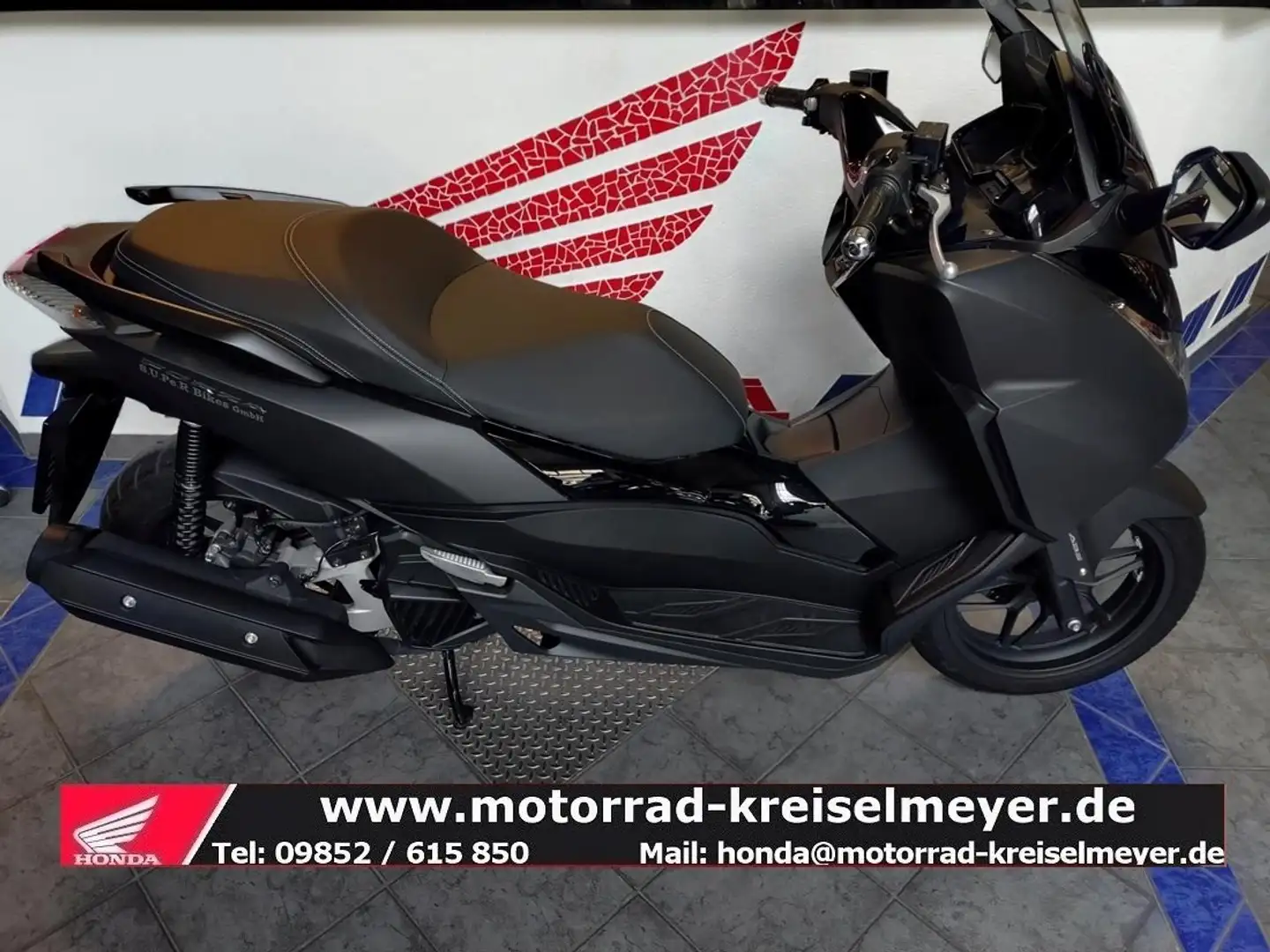 Honda Forza 125 Top gepflegter Zustand aus 1. Hand Gri - 2
