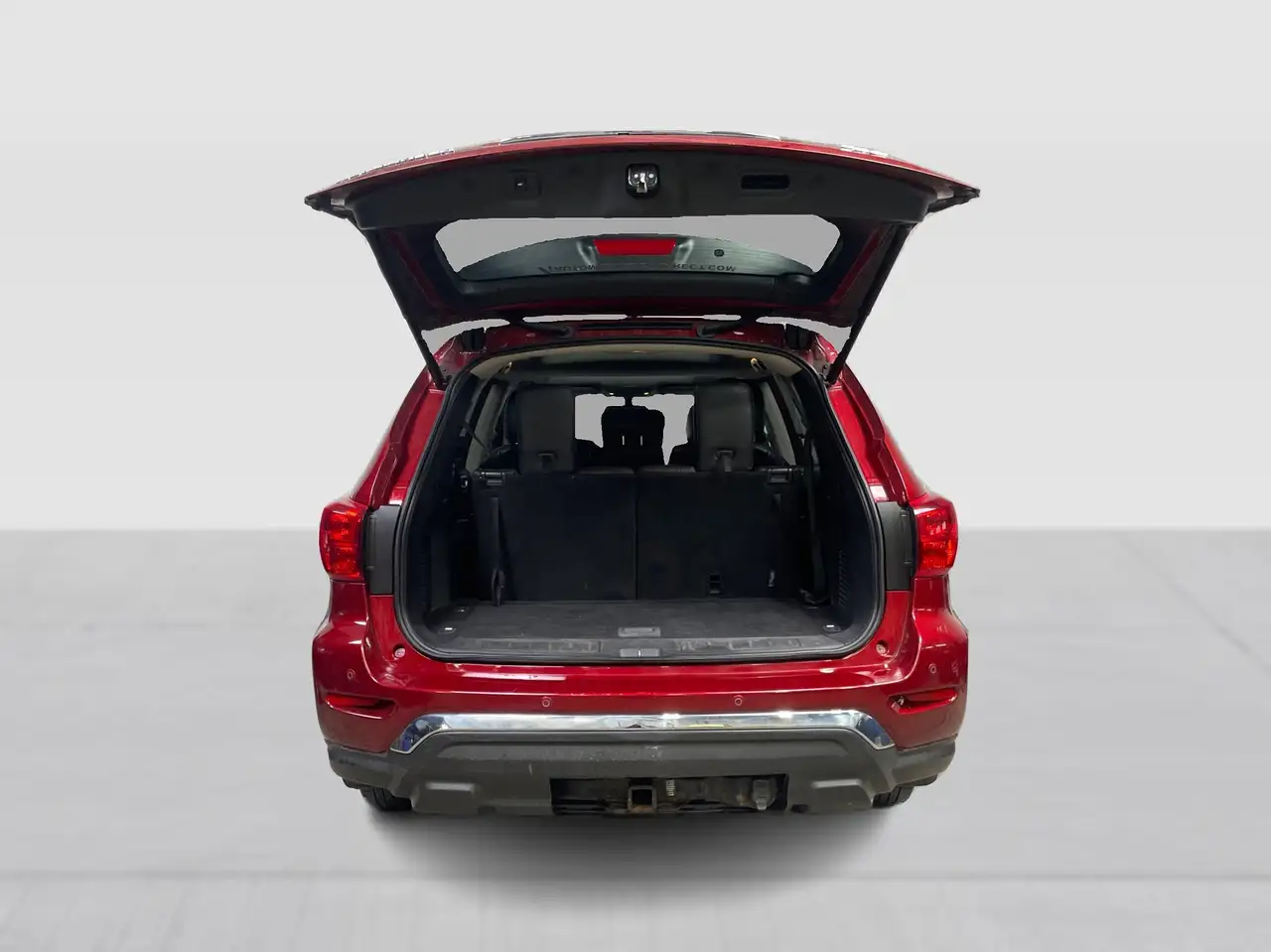 Nissan Pathfinder снимка Nissan Pathfinder