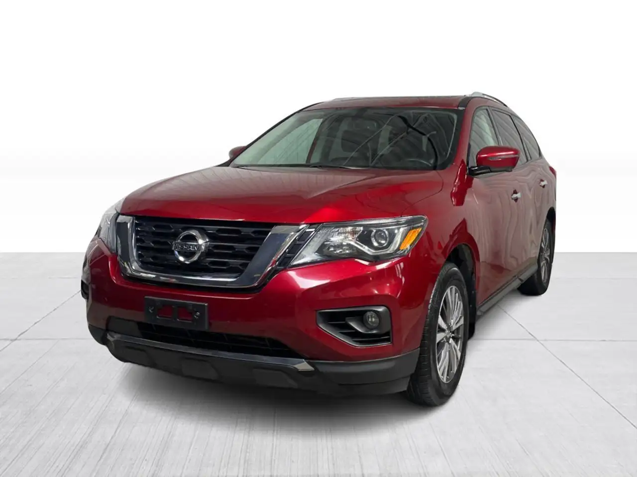 Nissan Pathfinder снимка Nissan Pathfinder
