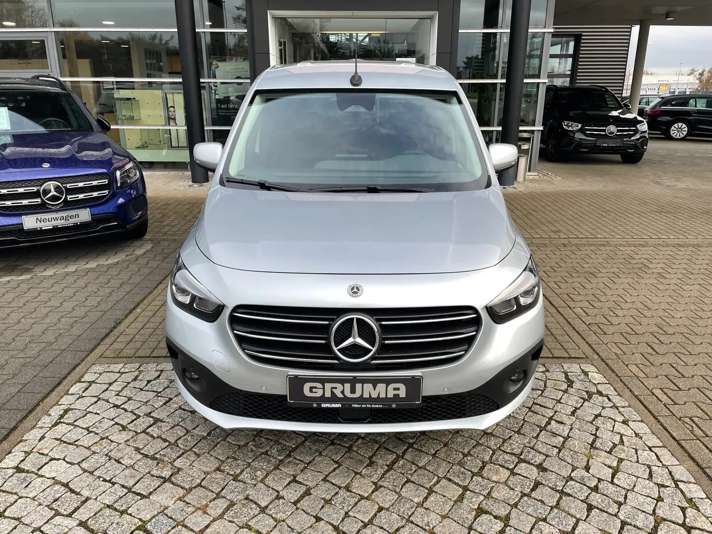 Mercedes-Benz T 180 d PROGRESSIVE LED+NAVI+LEDER+TOTW+KAMERA+ BC Argintiu - 2