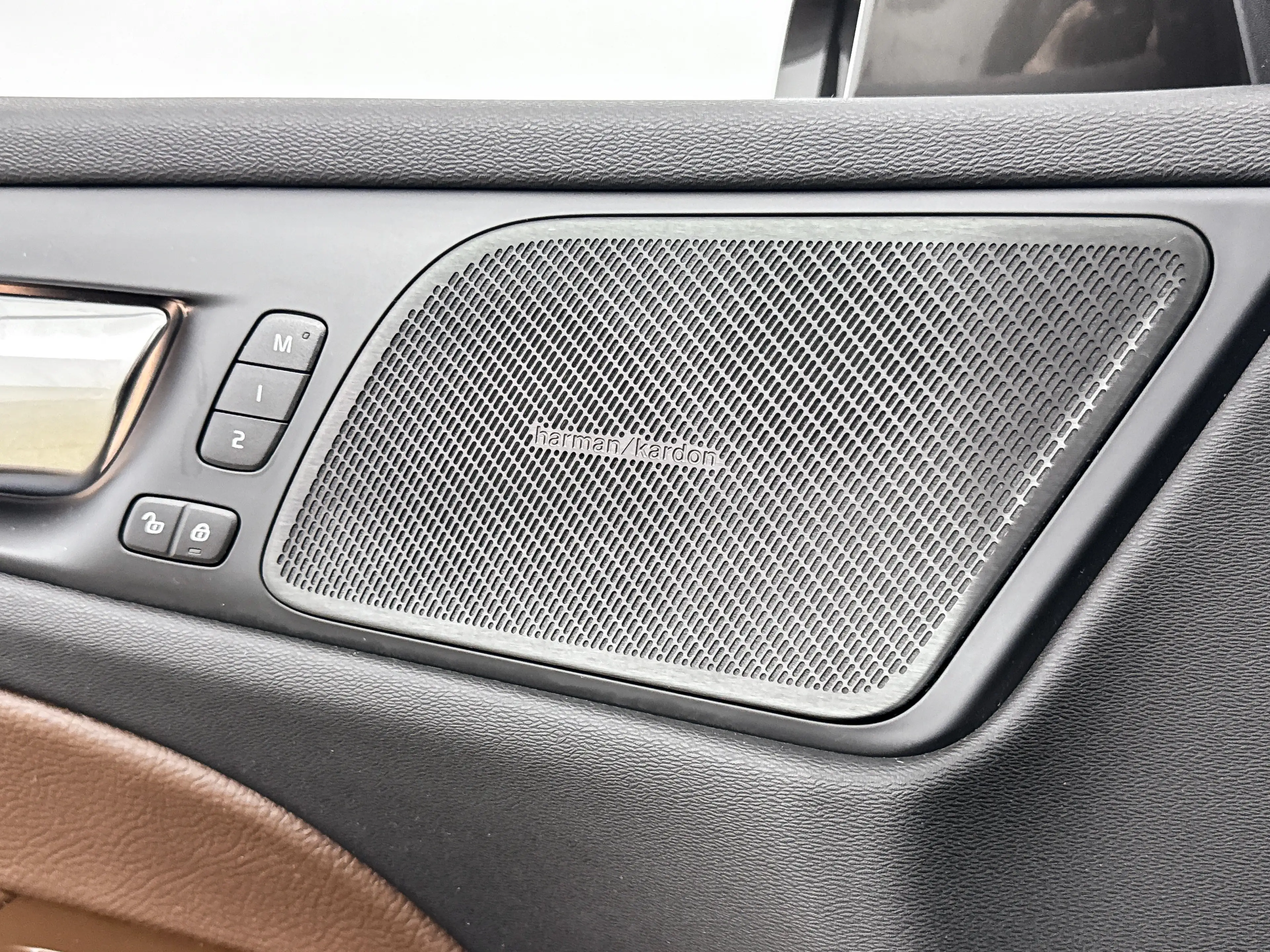Volvo V60 Cross Country B5 AWD Pro | 19" | Trekhaak | Panoramadak | Head-U — photo 15